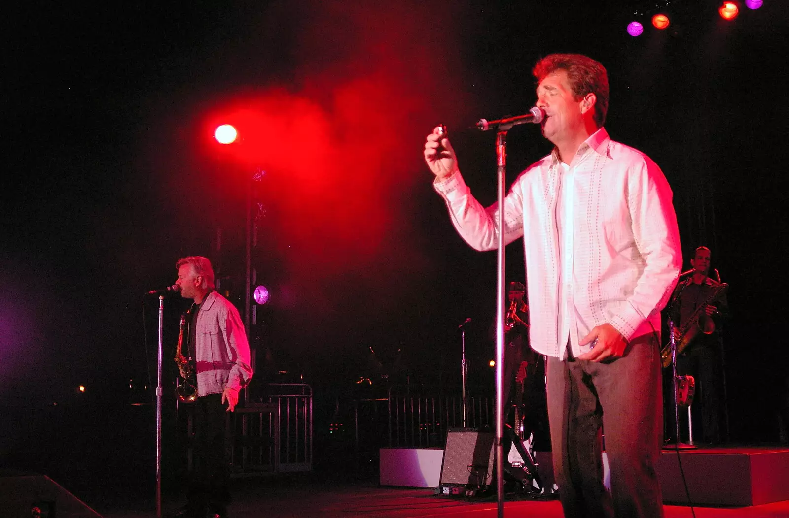 Huey takes a photo, from BREW Fest and Huey Lewis and the News, Balboa Park, San Diego, California - 2nd June 2005