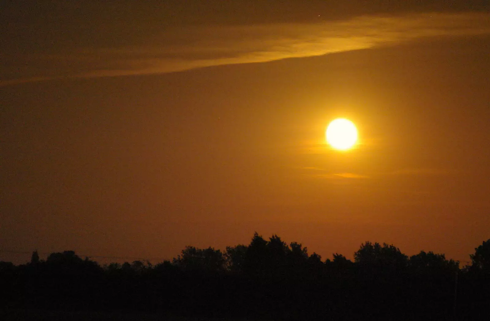 A full moon - the nearest for ages, from The BBs do a Wedding Gig at Syleham, Suffolk - 25th June 2005