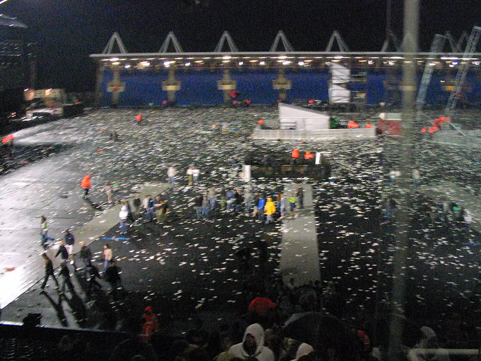 The rain dumps on the crowd after the gig finishes, from Coldplay Live at Crystal Palace, Diss Publishing and Molluscs, Diss and London - 28th June 2005