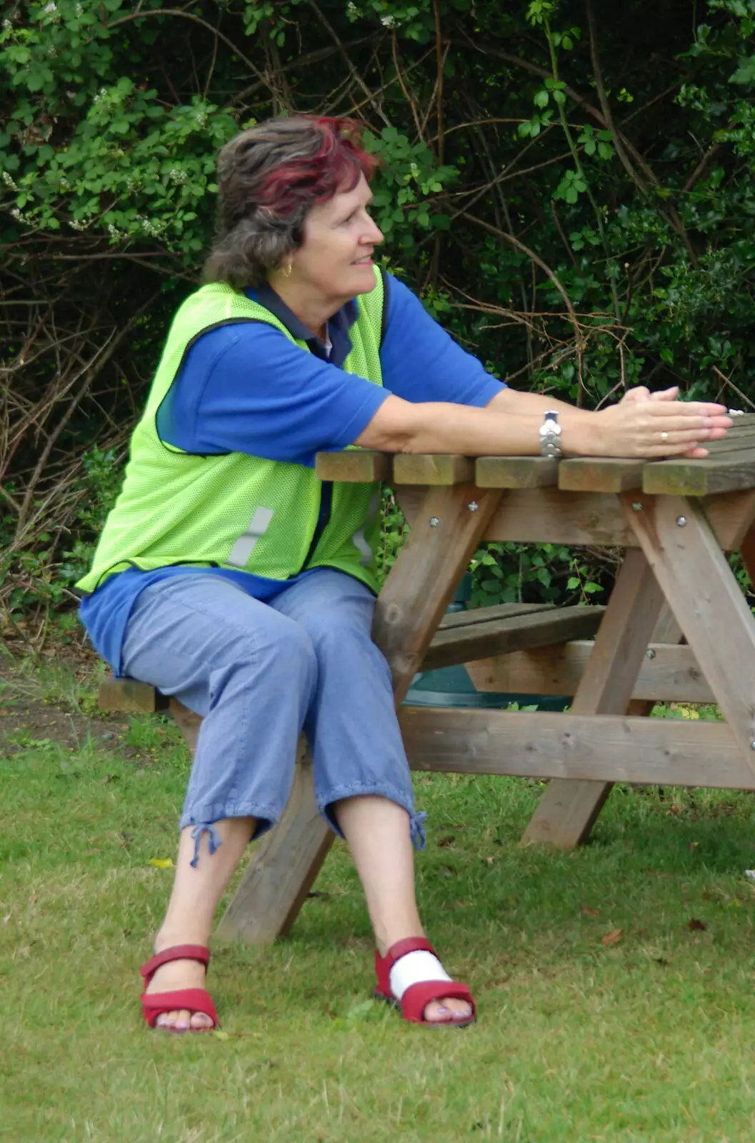 Jill sits and waits, from The BSCC Charity Bike Ride, Walberswick, Suffolk - 9th July 2005