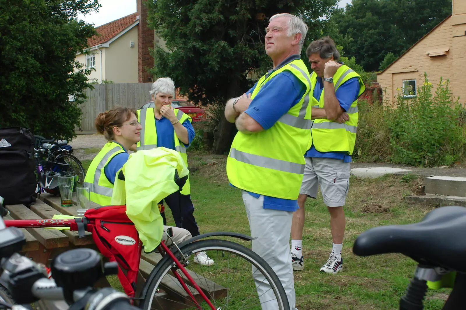 Colin and the gang wait for the pub to open, from The BSCC Charity Bike Ride, Walberswick, Suffolk - 9th July 2005