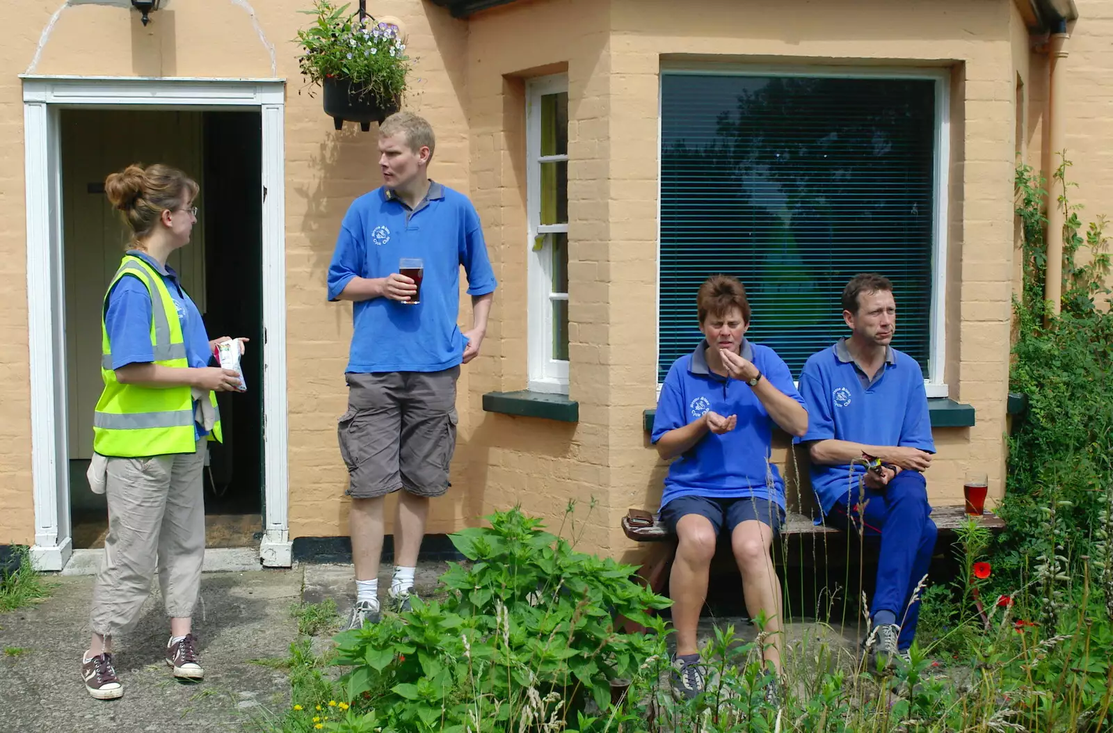 Bill with a pint, from The BSCC Charity Bike Ride, Walberswick, Suffolk - 9th July 2005