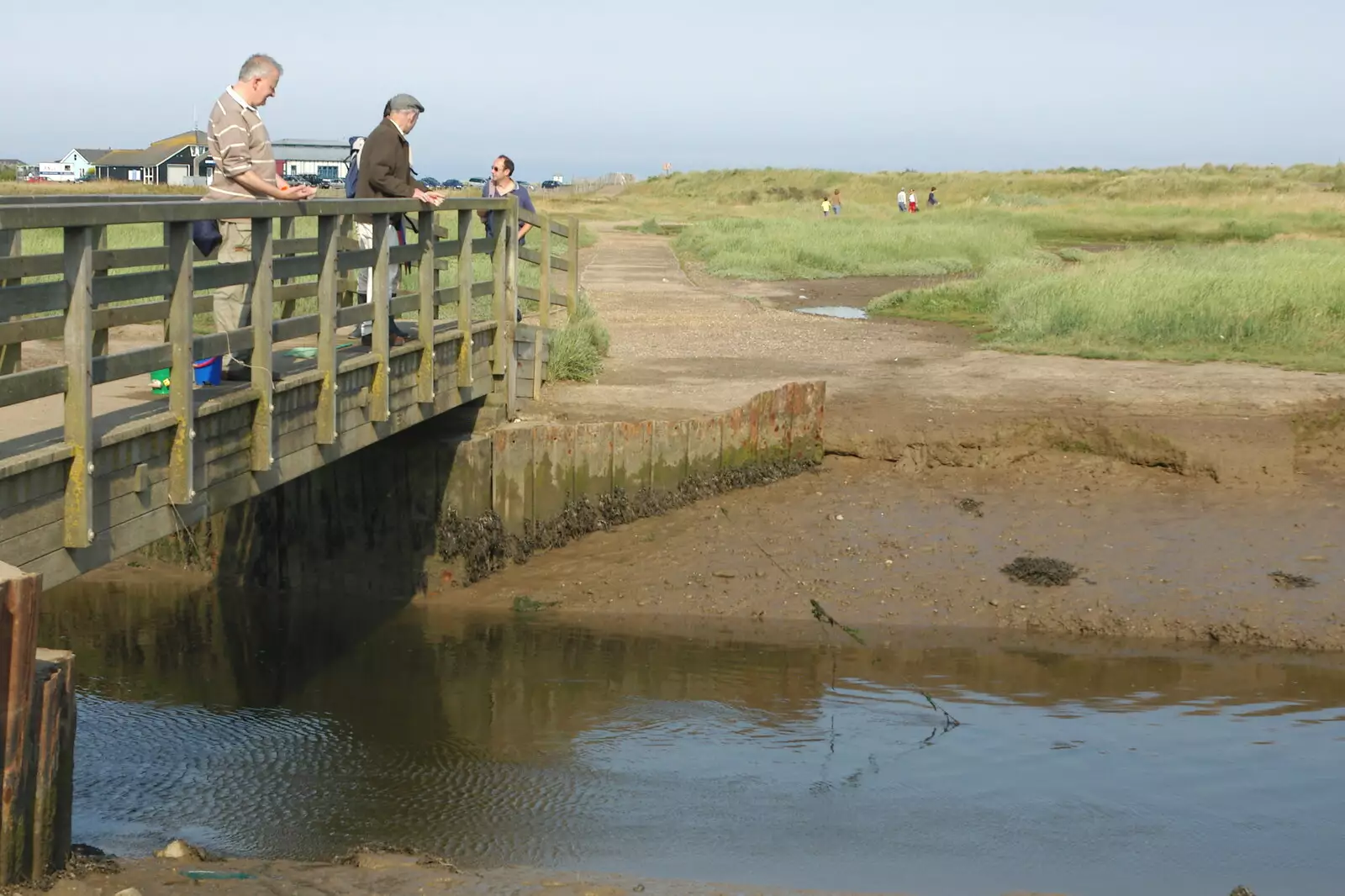 On the crabbing bridge, from The BSCC Charity Bike Ride, Walberswick, Suffolk - 9th July 2005