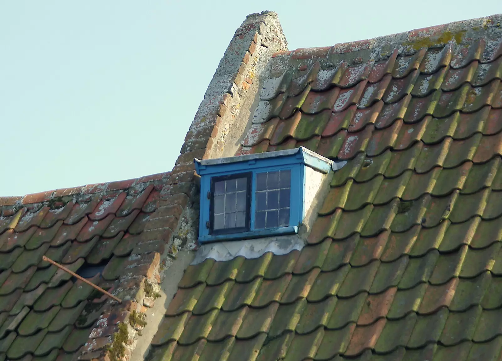 A tiny window, from The BSCC Charity Bike Ride, Walberswick, Suffolk - 9th July 2005