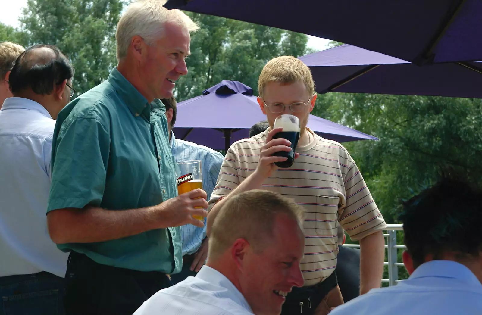 Steve Hunt's got a beer, from Steve Ives' Leaving Lunch, Science Park, Cambridge - 11th July 2005