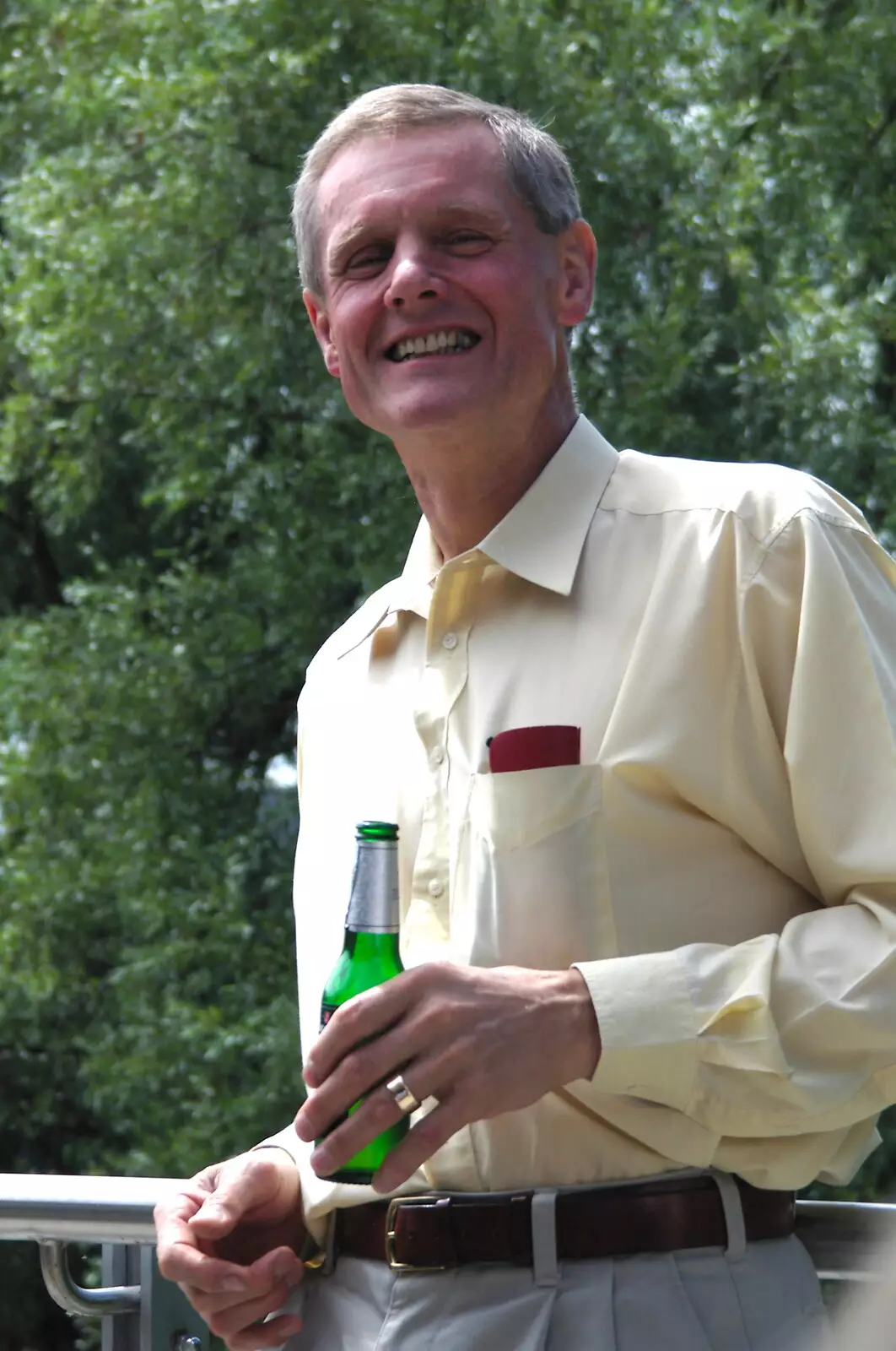 Tim Simpson does his best 'Catalogue Man' pose, from Steve Ives' Leaving Lunch, Science Park, Cambridge - 11th July 2005