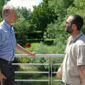 Steve talks to Craig, Steve Ives' Leaving Lunch, Science Park, Cambridge - 11th July 2005