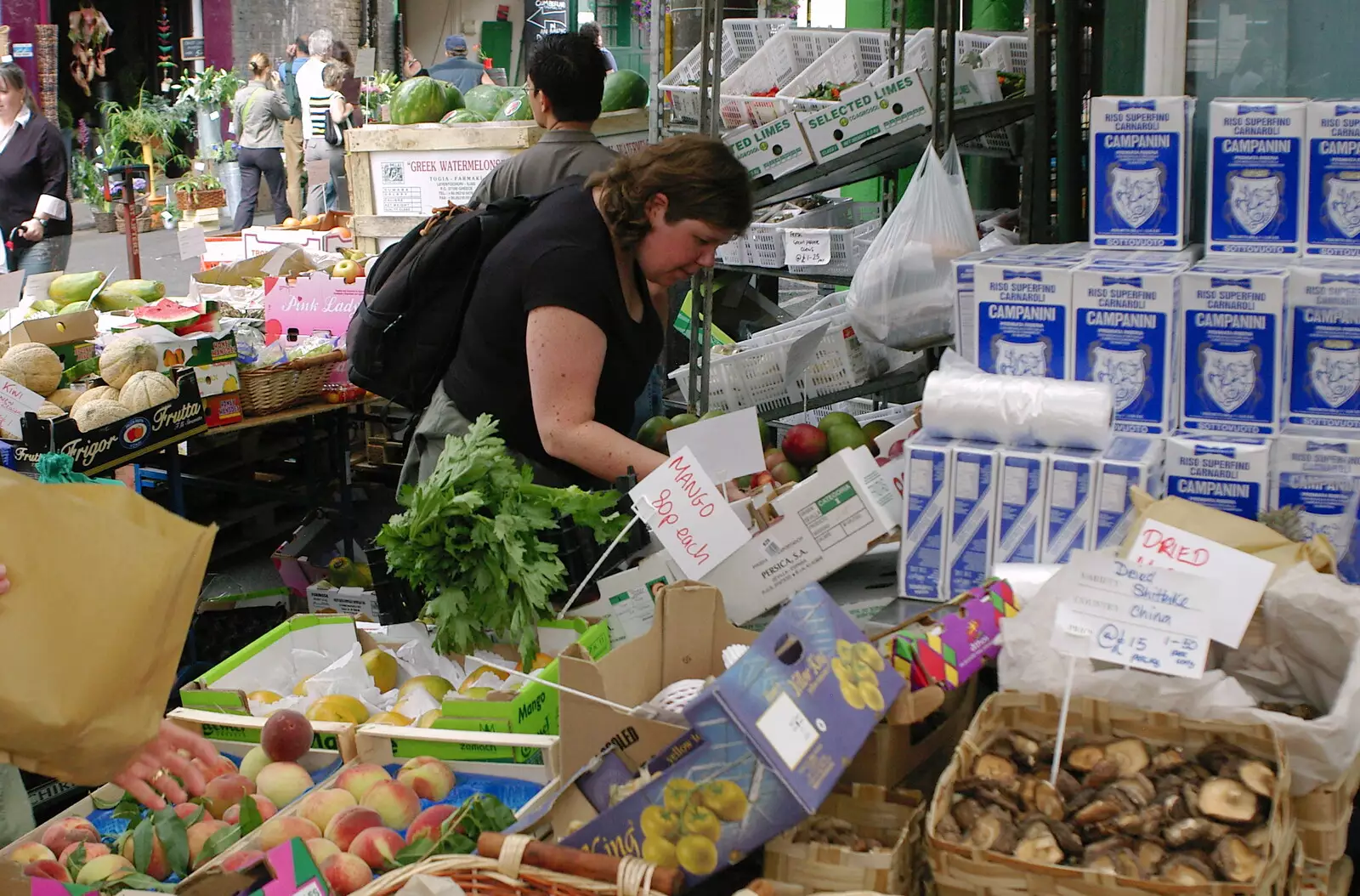 Sis buried in the market, from Borough Market and North Clapham Tapas, London - 23rd July 2005