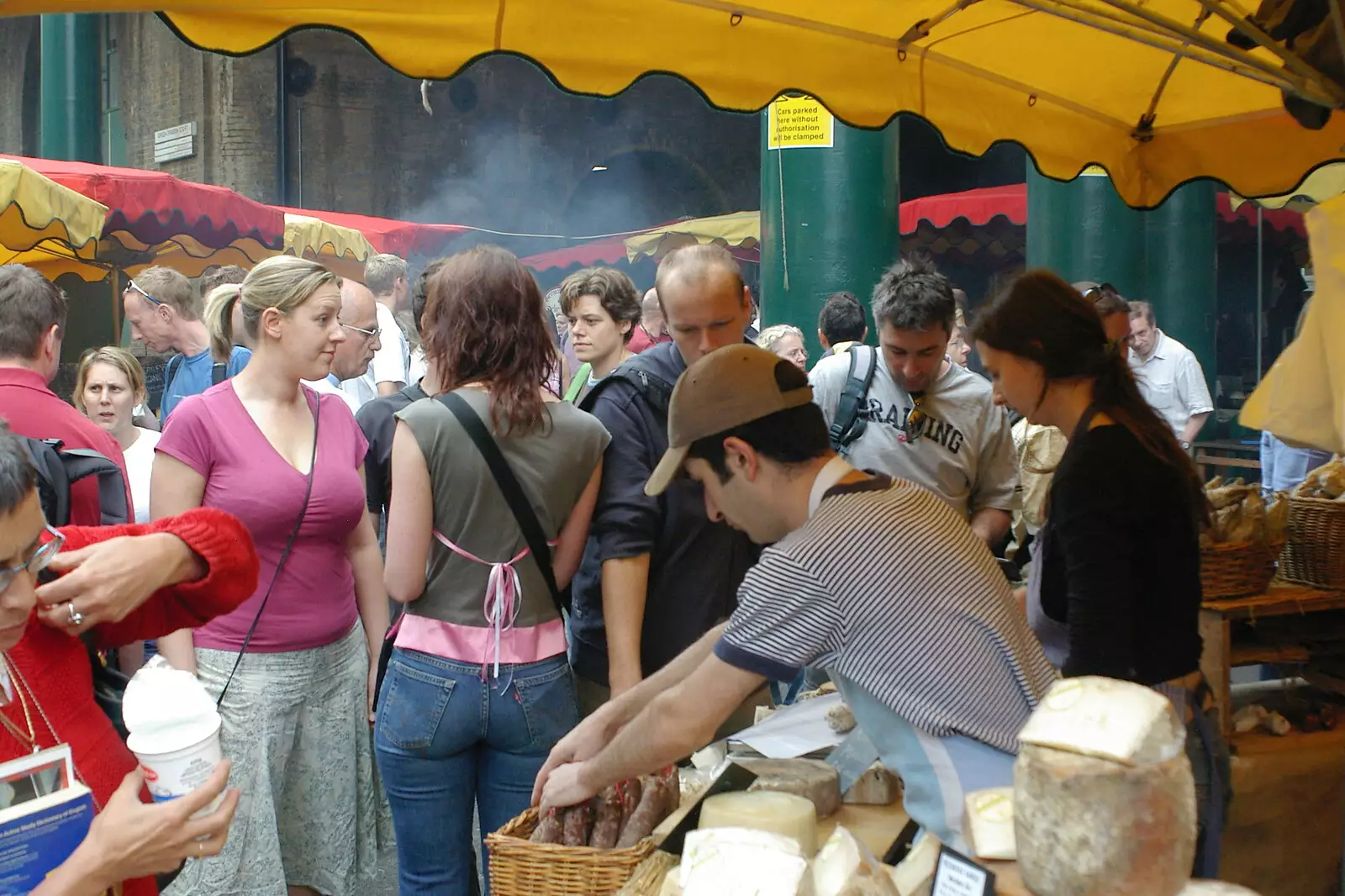 Street-food smoke, from Borough Market and North Clapham Tapas, London - 23rd July 2005