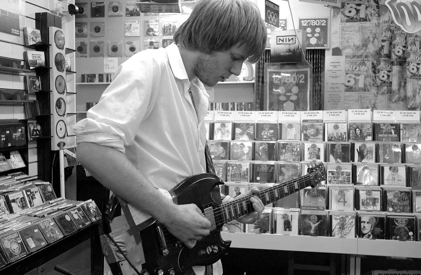 Tom gets into it, from Richard Panton's Van and Alex Hill at Revolution Records, Diss and Cambridge - 29th July 2005