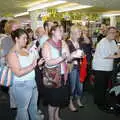 An appreciative crowd in Revs, Richard Panton's Van and Alex Hill at Revolution Records, Diss and Cambridge - 29th July 2005