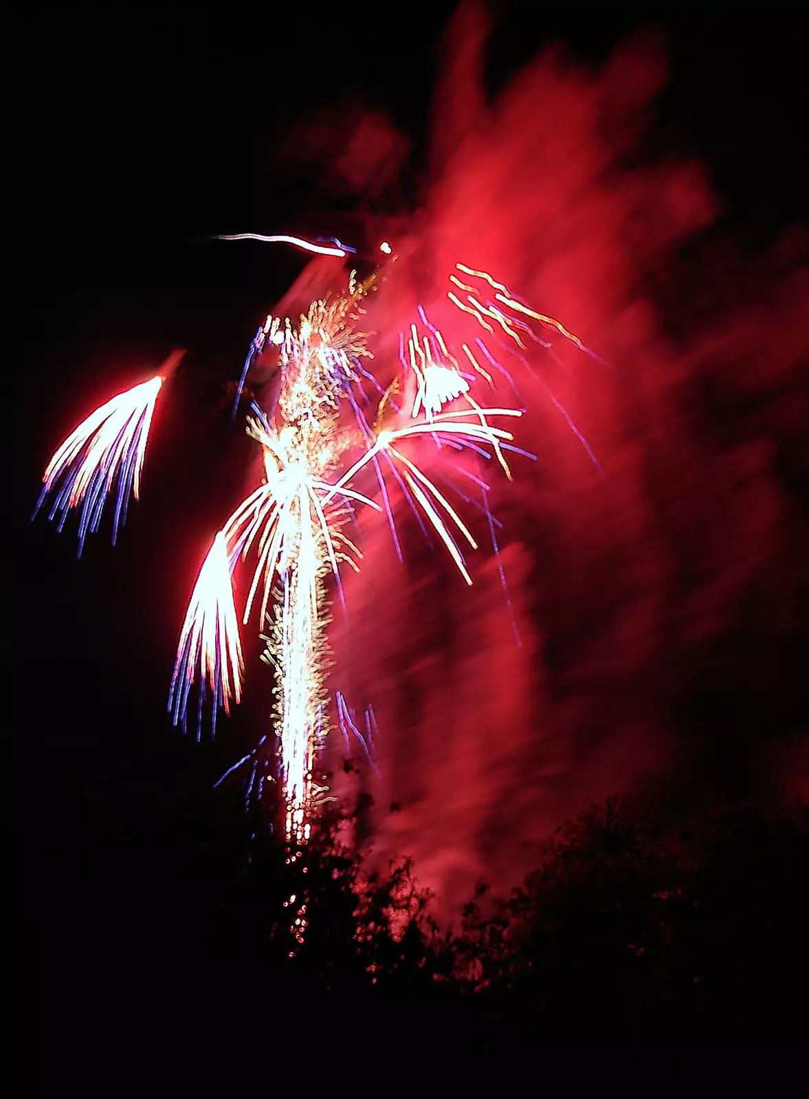 The Cornwallis Arms does some wedding fireworks, from The BBS, and the Big Skies of East Anglia, Diss and Hunston, Norfolk and Suffolk - 6th August 2005