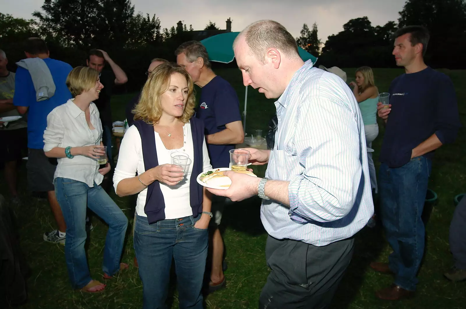 Rusty chats to Peggy Johnson, head of QIS, from Qualcomm goes Punting on the Cam, Grantchester Meadows, Cambridge - 18th August 2005