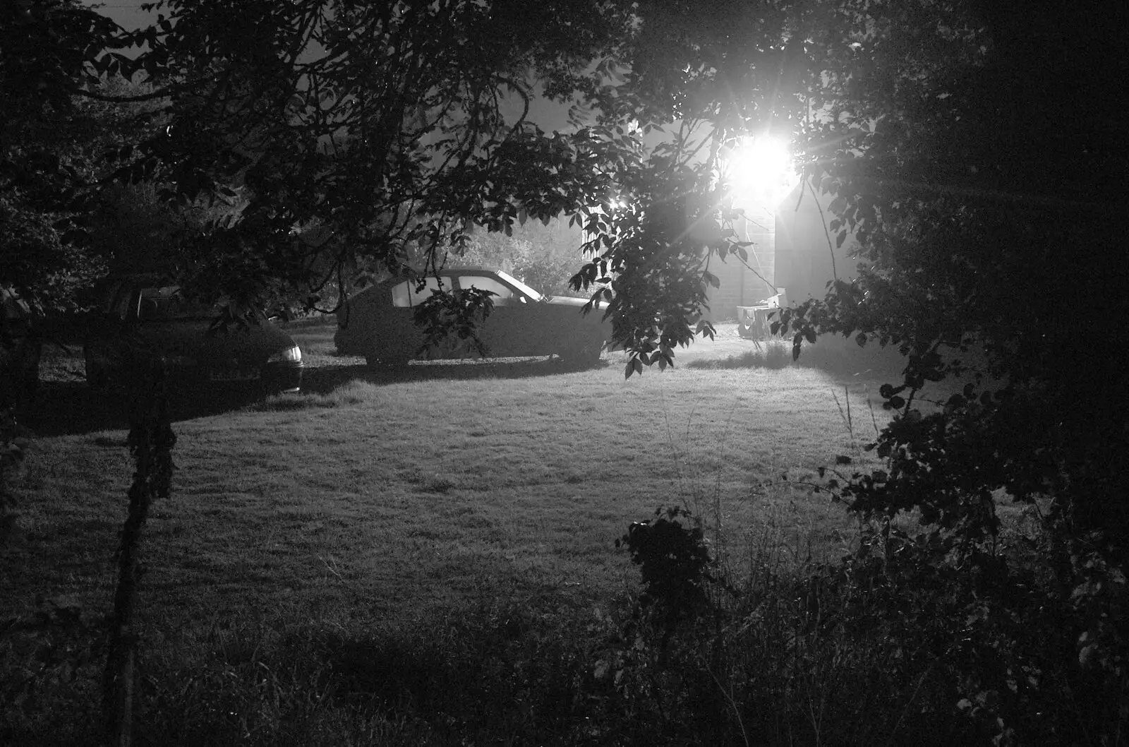 A view in the dark, from Life on the Neonatal Ward, Dairy Farm and Thrandeston Chapel, Suffolk - 26th August 2005