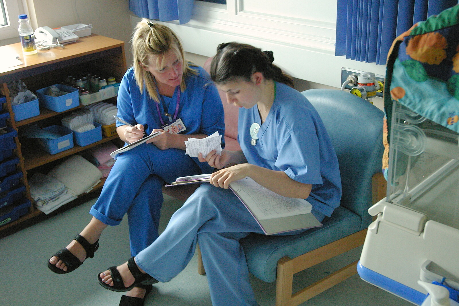The nurses discuss progress from Life on the Neonatal Ward, Dairy Farm and Thrandeston Chapel, Suffolk - 26th August 2005