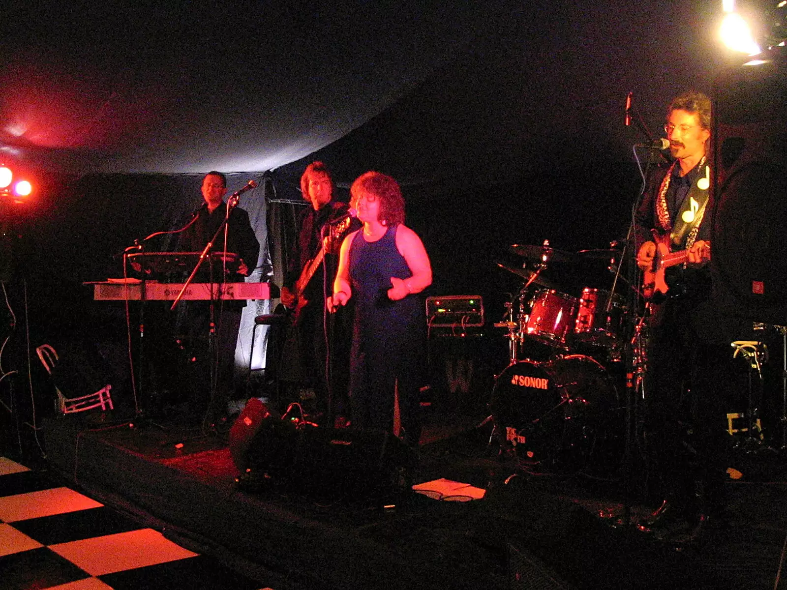 The BBs are on stage, from The BBs Play Bressingham, Norfolk - 3rd September 2005