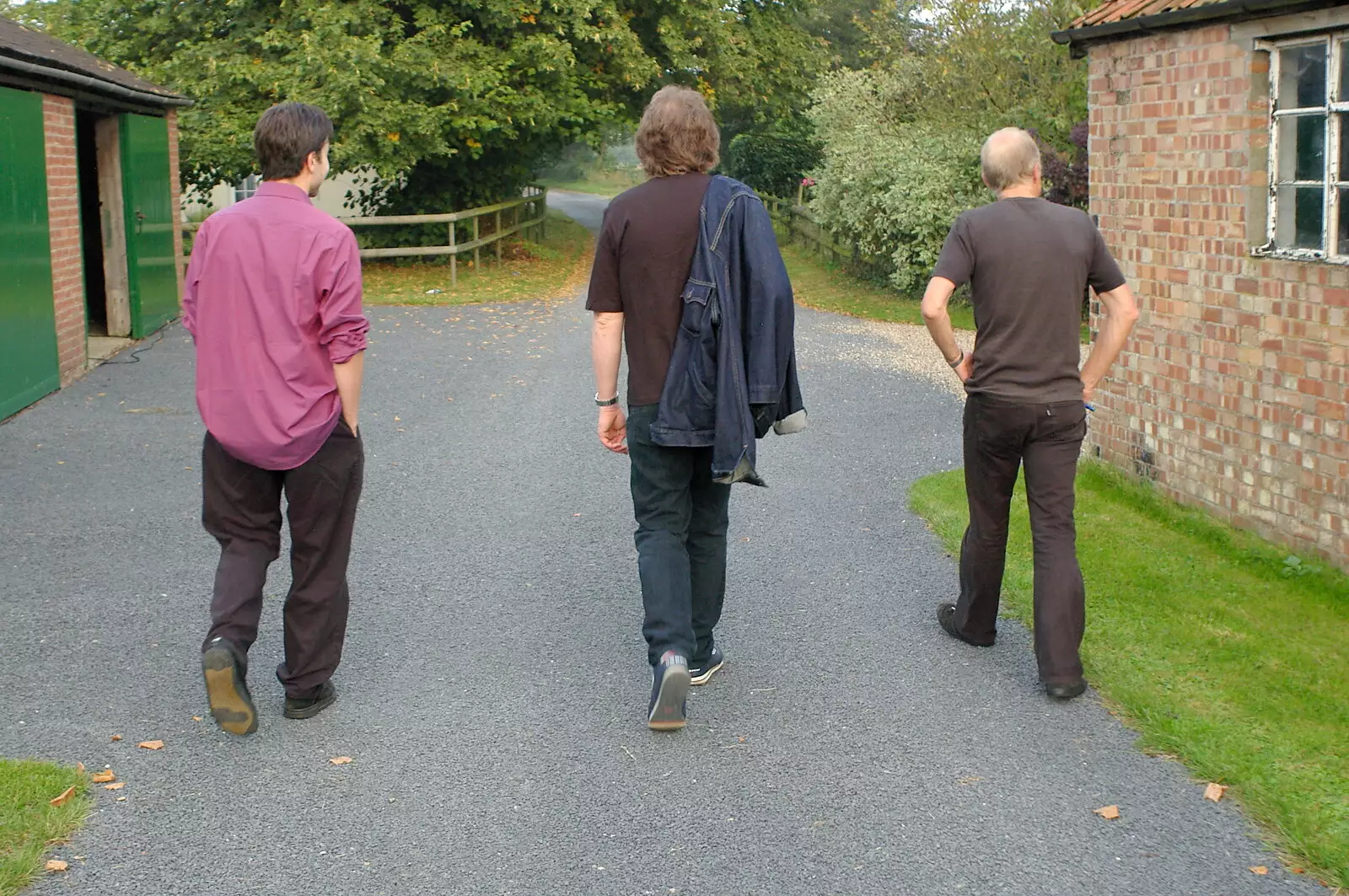 Alex, Max and Henry stroll back to the house, from The BBs Play Bressingham, Norfolk - 3rd September 2005