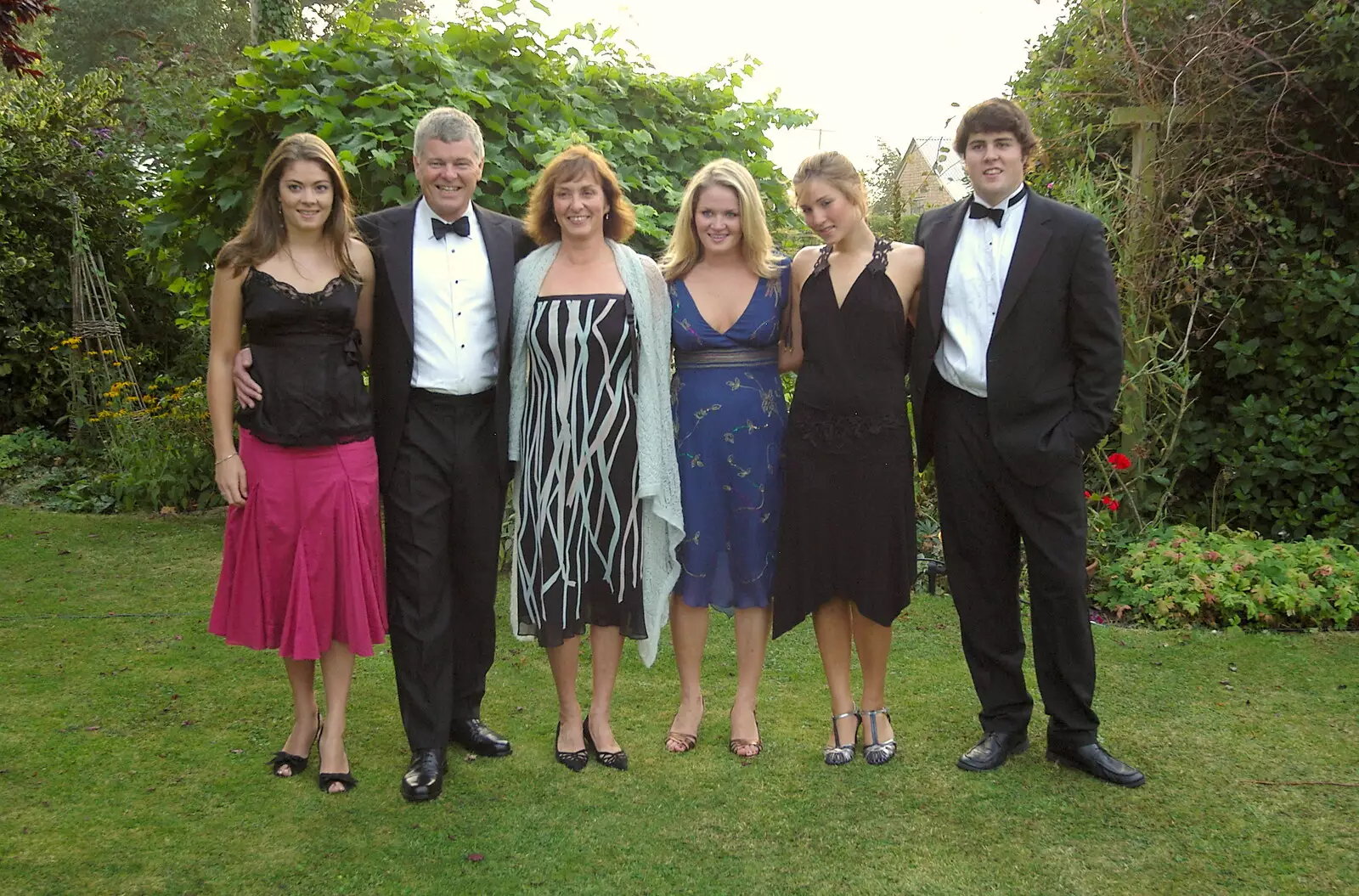 The whole family, from The BBs Play Bressingham, Norfolk - 3rd September 2005