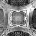 Looking straight up at the central tower, Peterborough Cathedral, Cambridgeshire - 7th September 2005