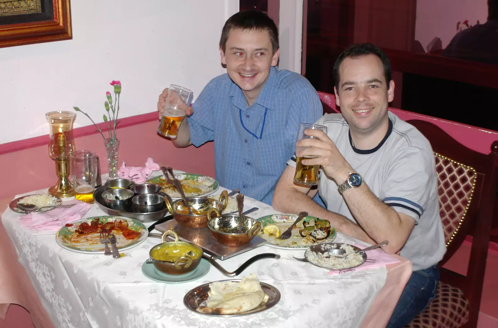 The lads raise a beer, from Cambridge Floods, Curry Night and an Ipswich Monsoon - 10th September 2005