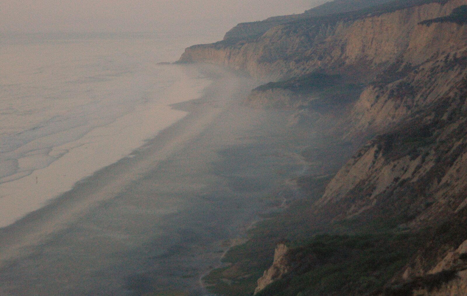 Mist rolls in off the sea from San Diego Four, California, US - 22nd September 2005