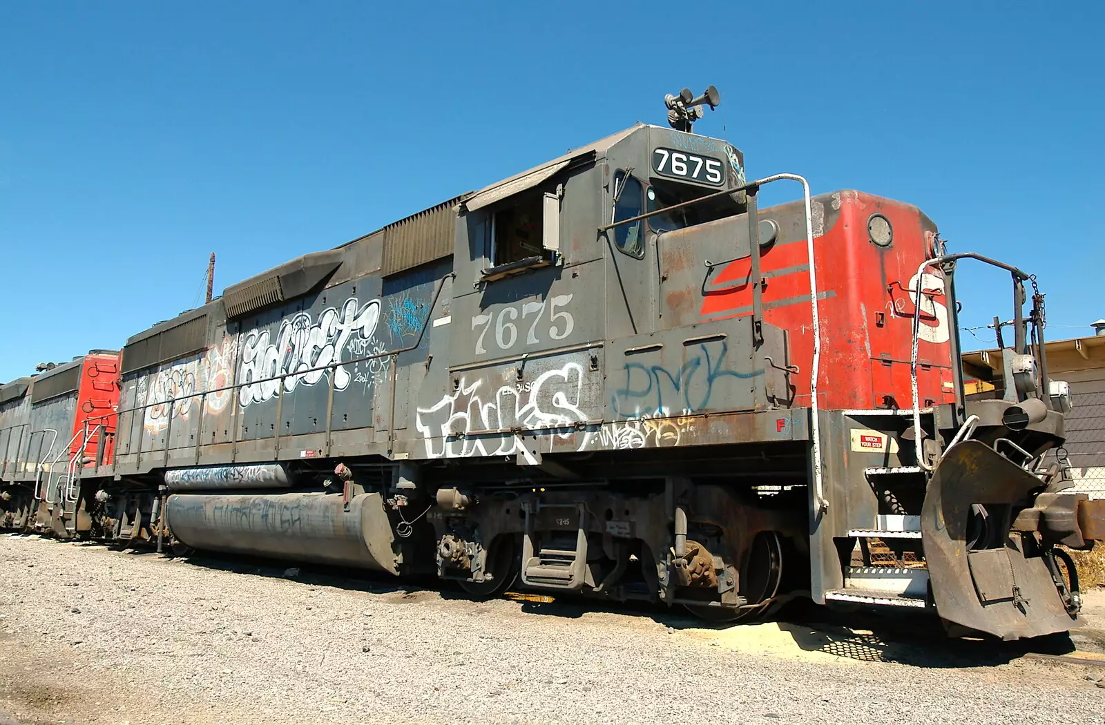 Loco 7675 - a big lump of metal, from California Desert: El Centro, Imperial Valley, California, US - 24th September 2005