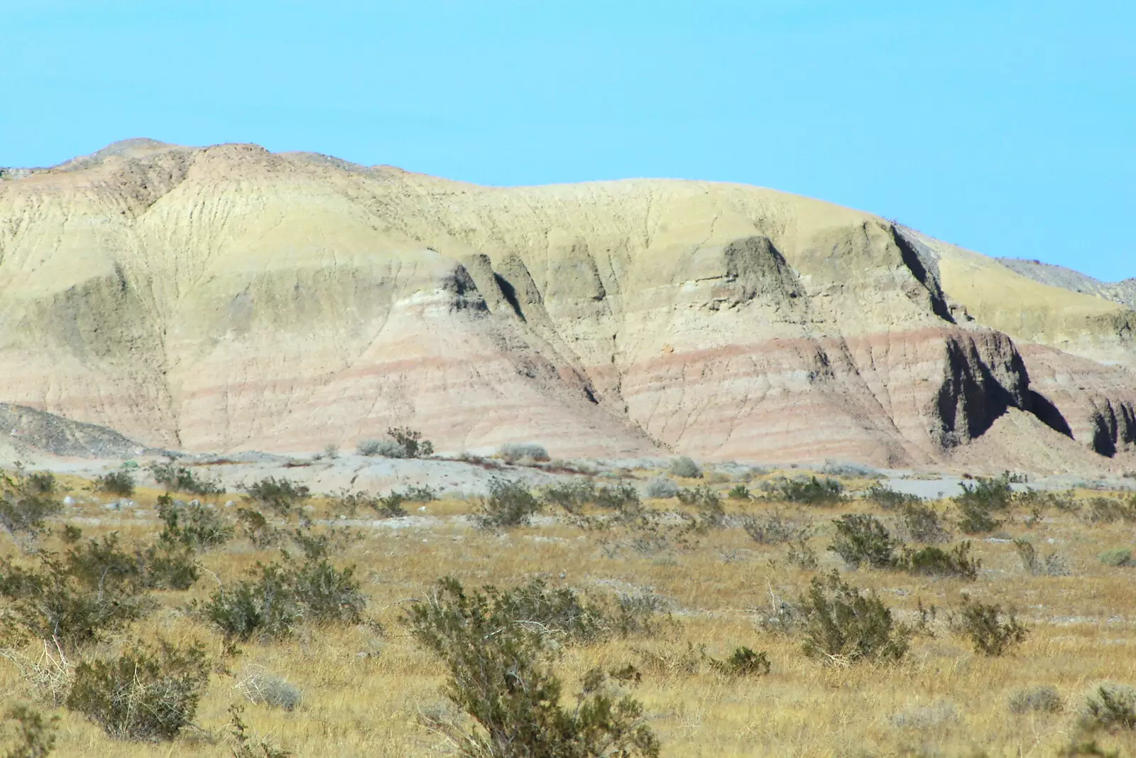 An example of gently-tilted sedimentary geology, from California Desert 2: The Salton Sea and Anza-Borrego to Julian, California, US - 24th September 2005