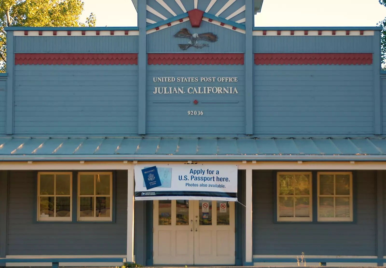 Julian's post office, from California Desert 2: The Salton Sea and Anza-Borrego to Julian, California, US - 24th September 2005