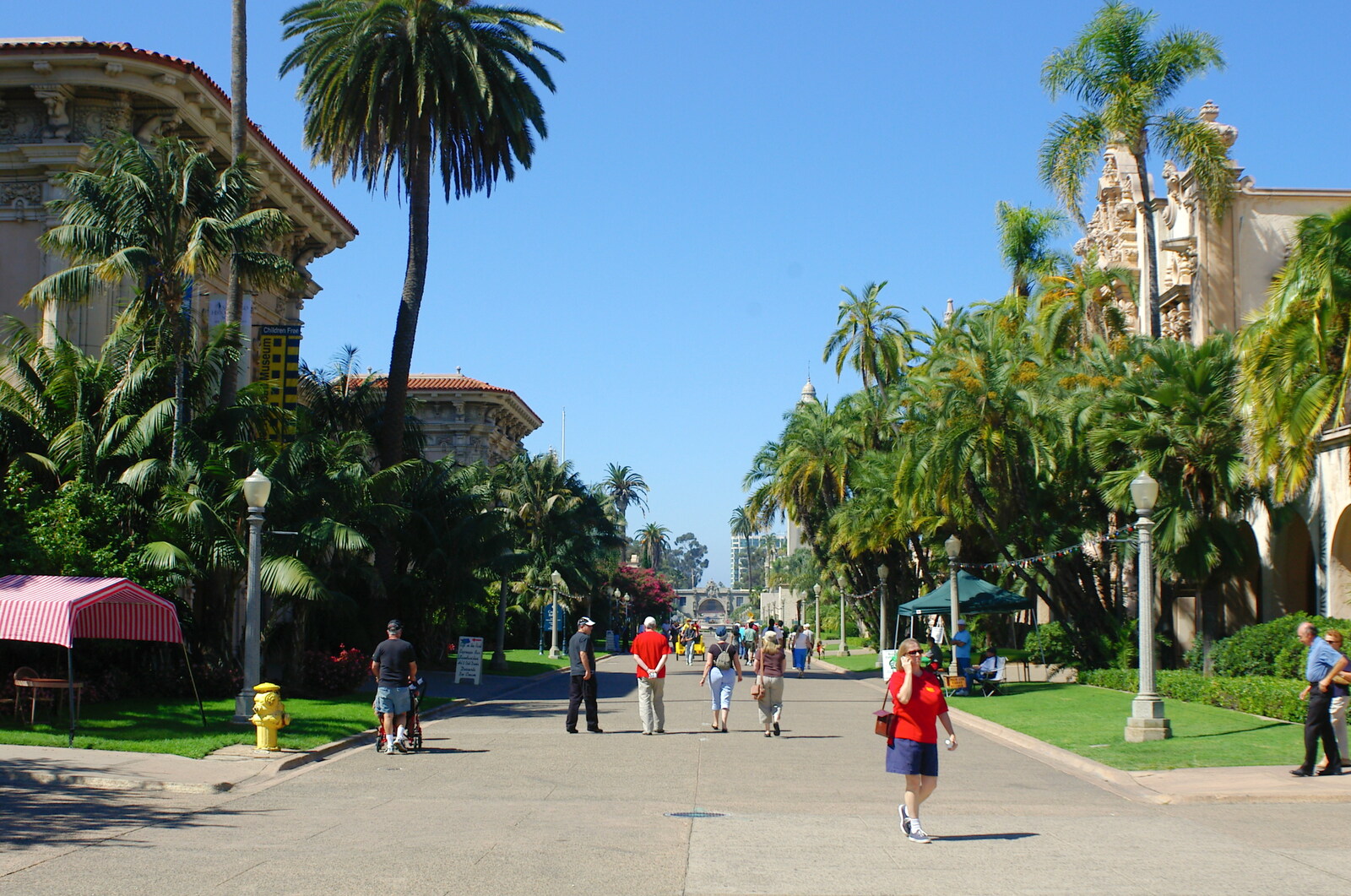 Scenes and People of Balboa Park, San Diego, California - 25th September 2005: A wide avenue