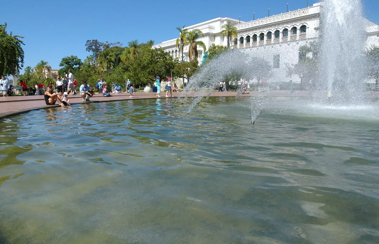 A fountain, from Scenes and People of Balboa Park, San Diego, California - 25th September 2005