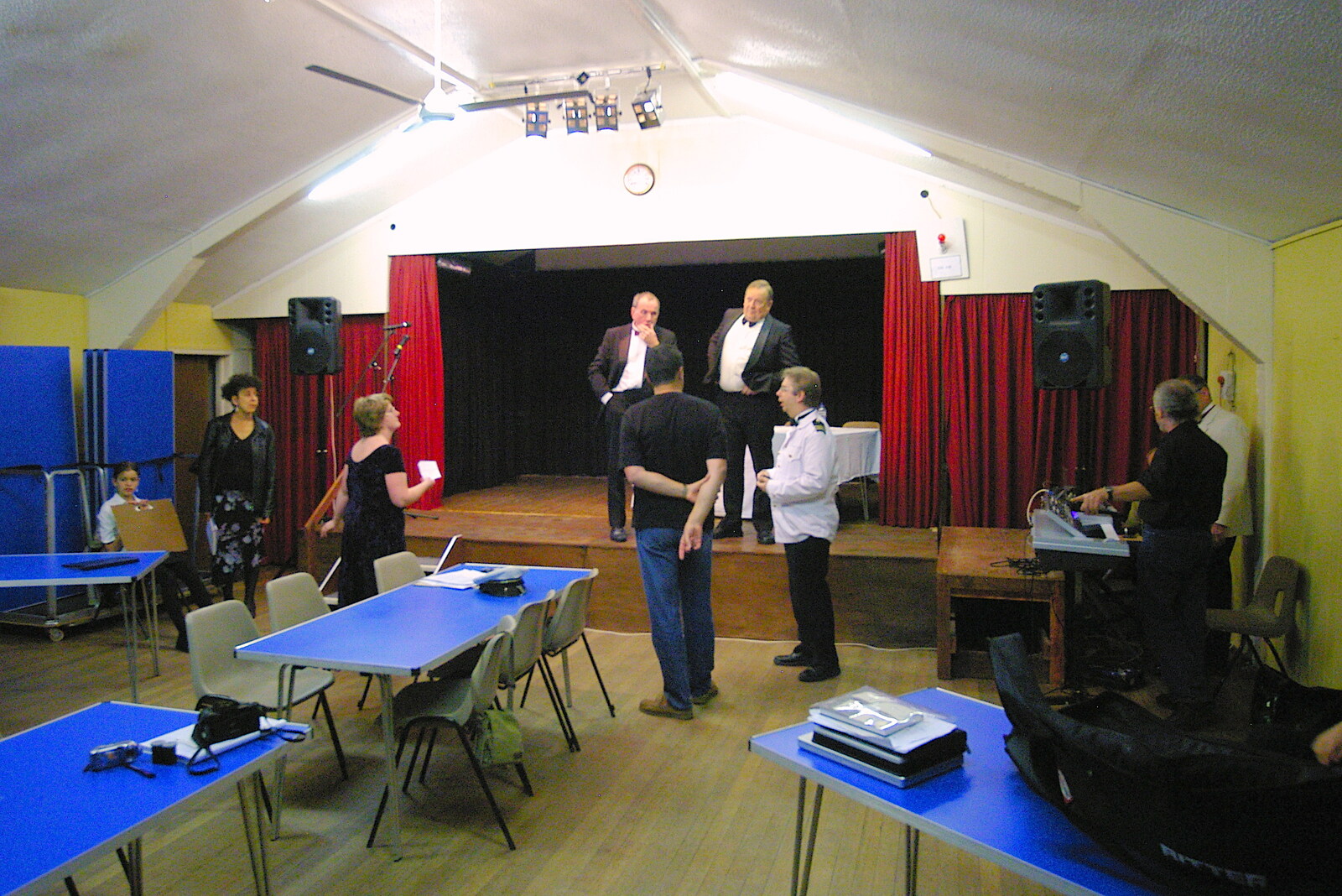 The BSCC Presentation and a Murder Mystery, Brome and Gislingham, Suffolk- 6th October 2005: Gislingham Village Hall