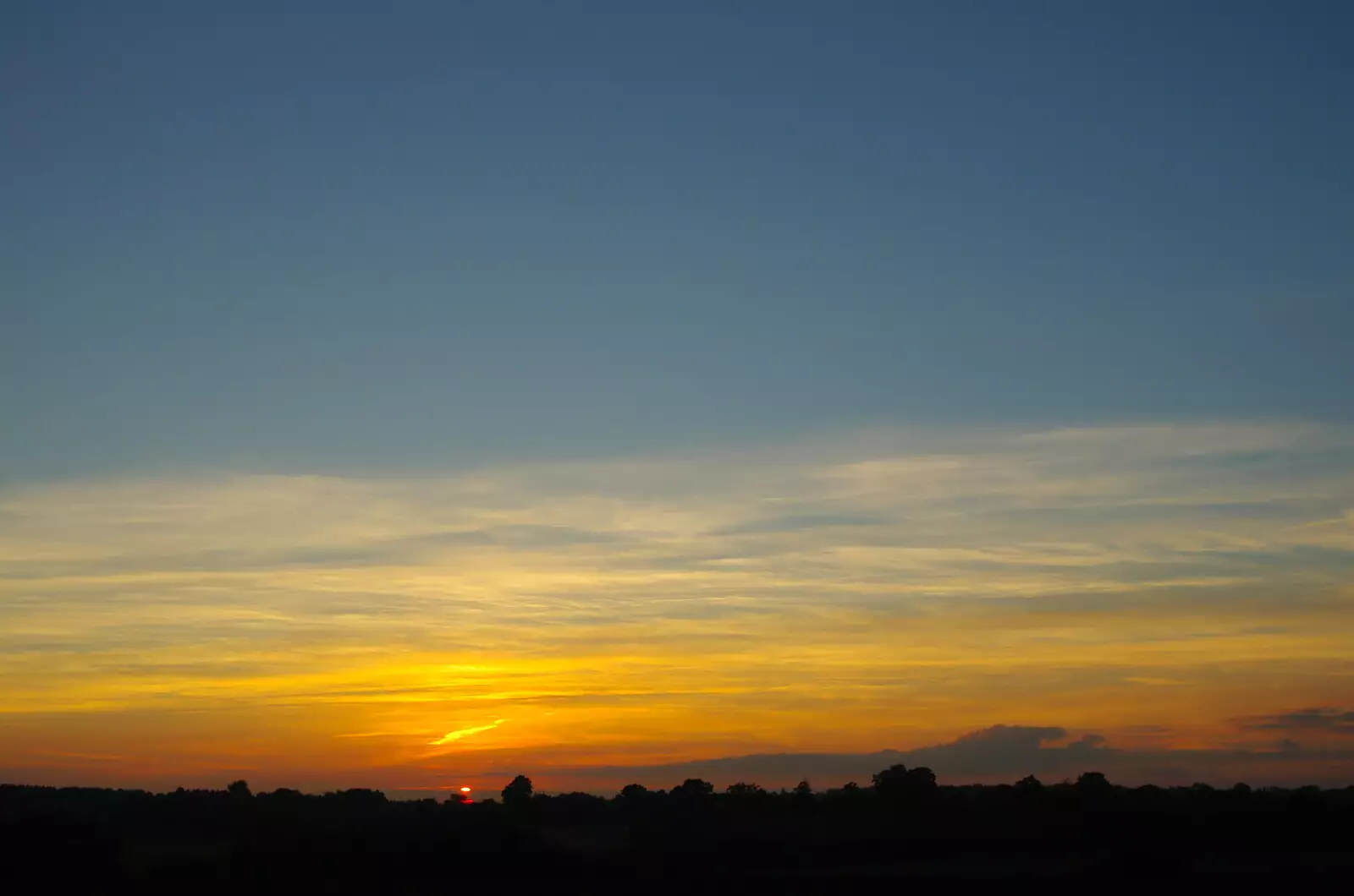 Sunset over Wetherden, Suffolk, from Dave Read Leaves The Lab, Diss Publishing, The BBs and Murder, Diss and Cambridge - 7th October 2005