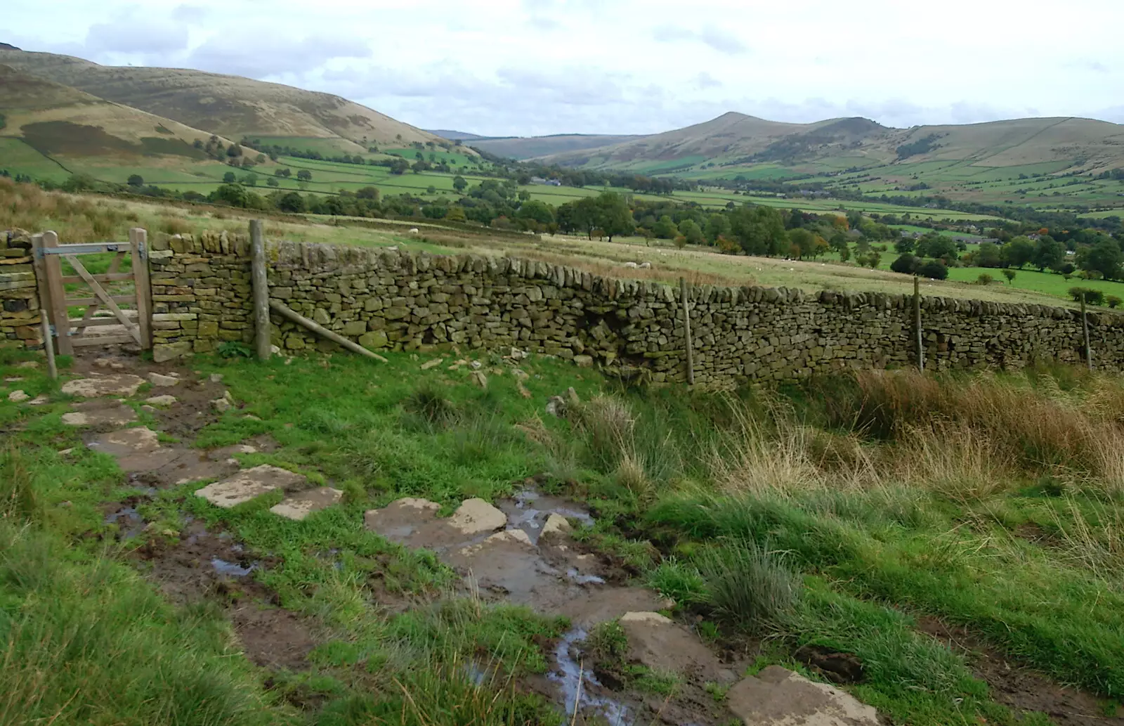 A dry-stone wall and a Pennine view, from The Pennine Way: Lost on Kinder Scout, Derbyshire - 9th October 2005