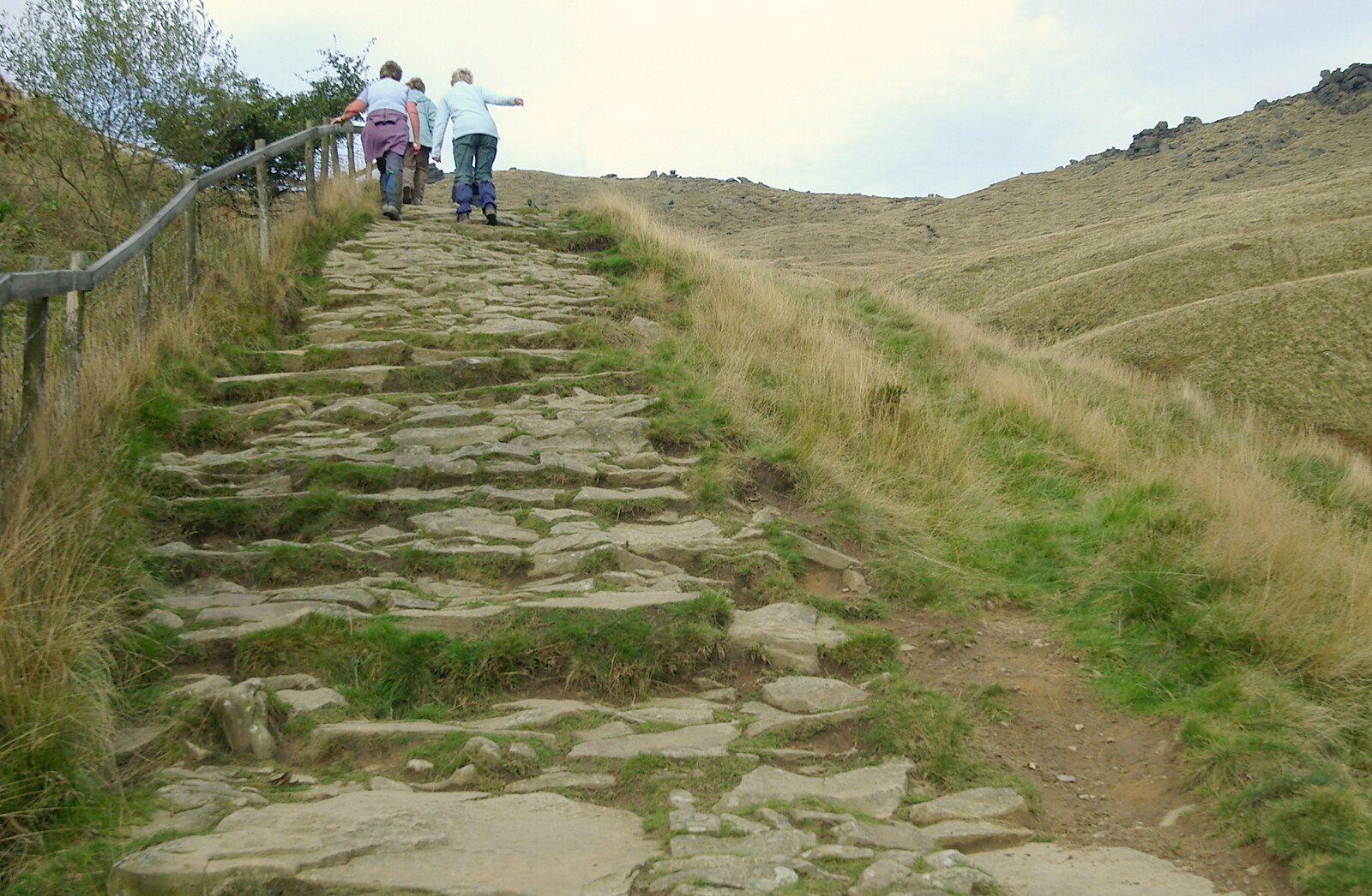 Climbing Jacob's Ladder from The Pennine Way: Lost on Kinder Scout, Derbyshire - 9th October 2005