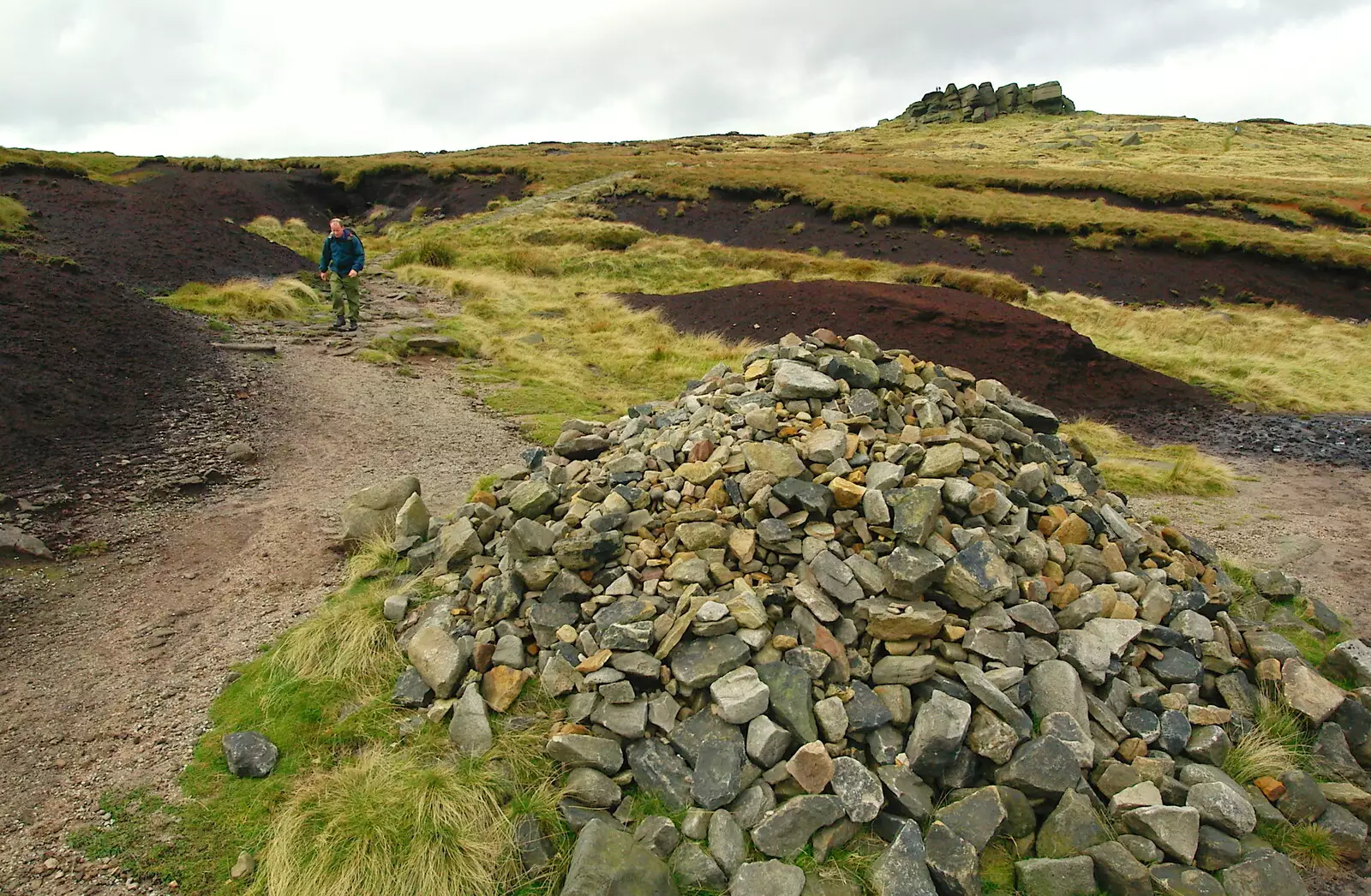 A bleak view, from The Pennine Way: Lost on Kinder Scout, Derbyshire - 9th October 2005