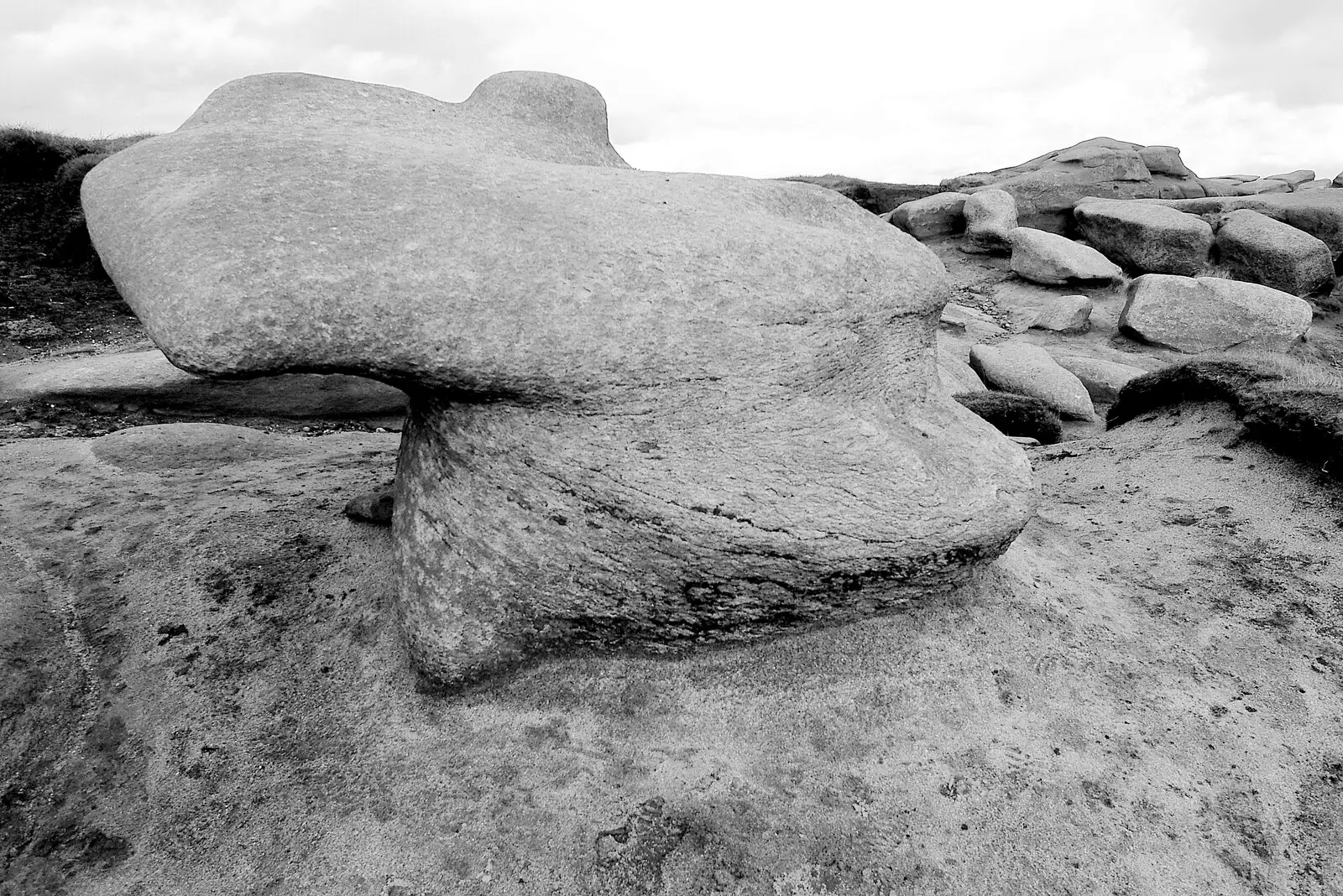 Cluther Rocks, from The Pennine Way: Lost on Kinder Scout, Derbyshire - 9th October 2005