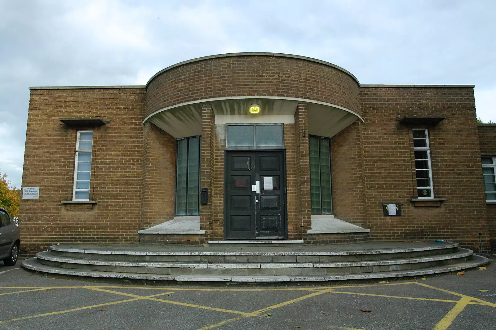 The front of the 1930s classic St. Paul's, from Suffolk County Council Dereliction, and Cotton Flamenco, Suffolk - 22nd October 2005