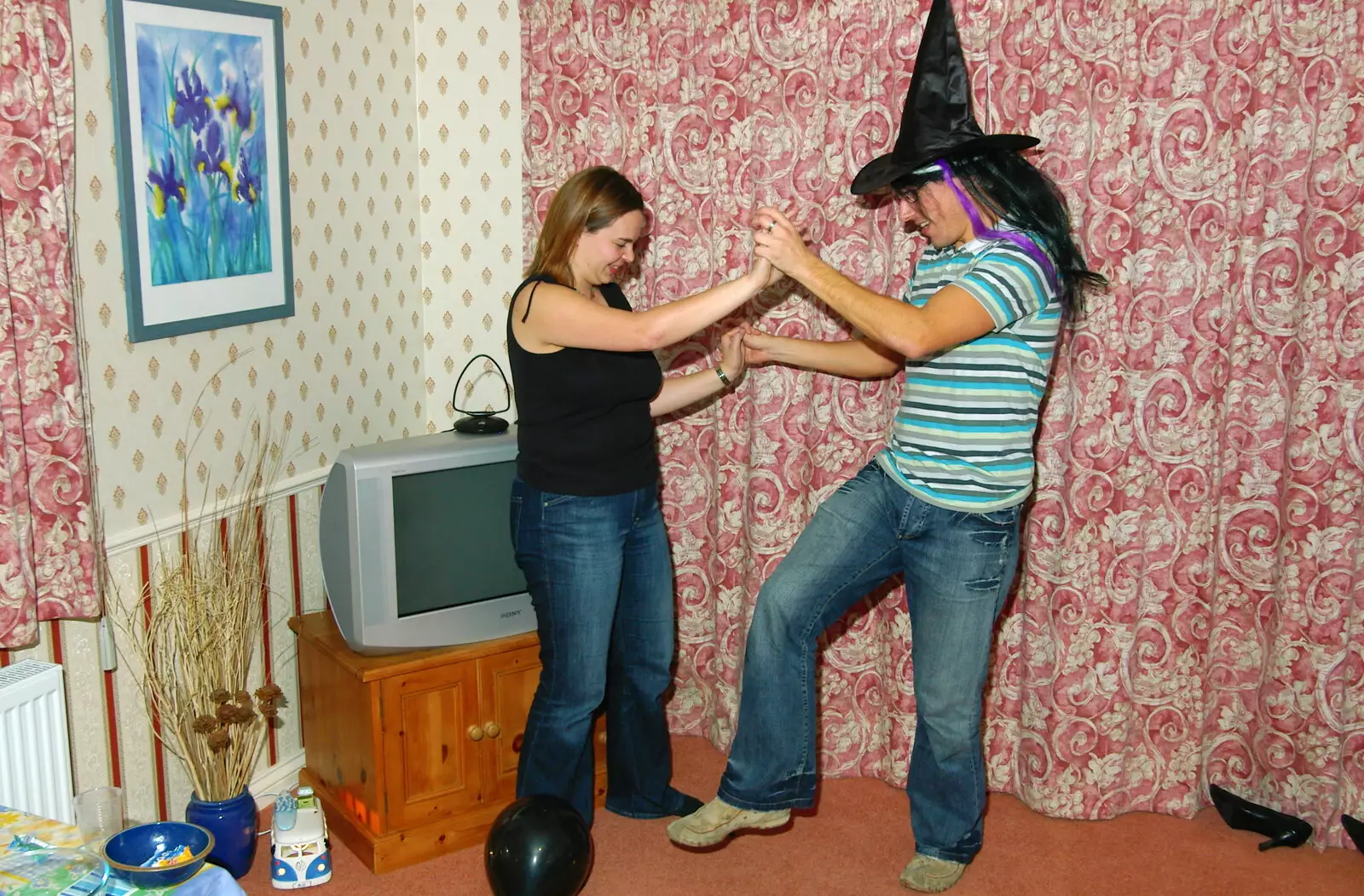 Simon's got a witche's hat on, from Jen's Hallowe'en Party and Sazzle's Leaving Do, Mission Road, Diss - 28th October 2005