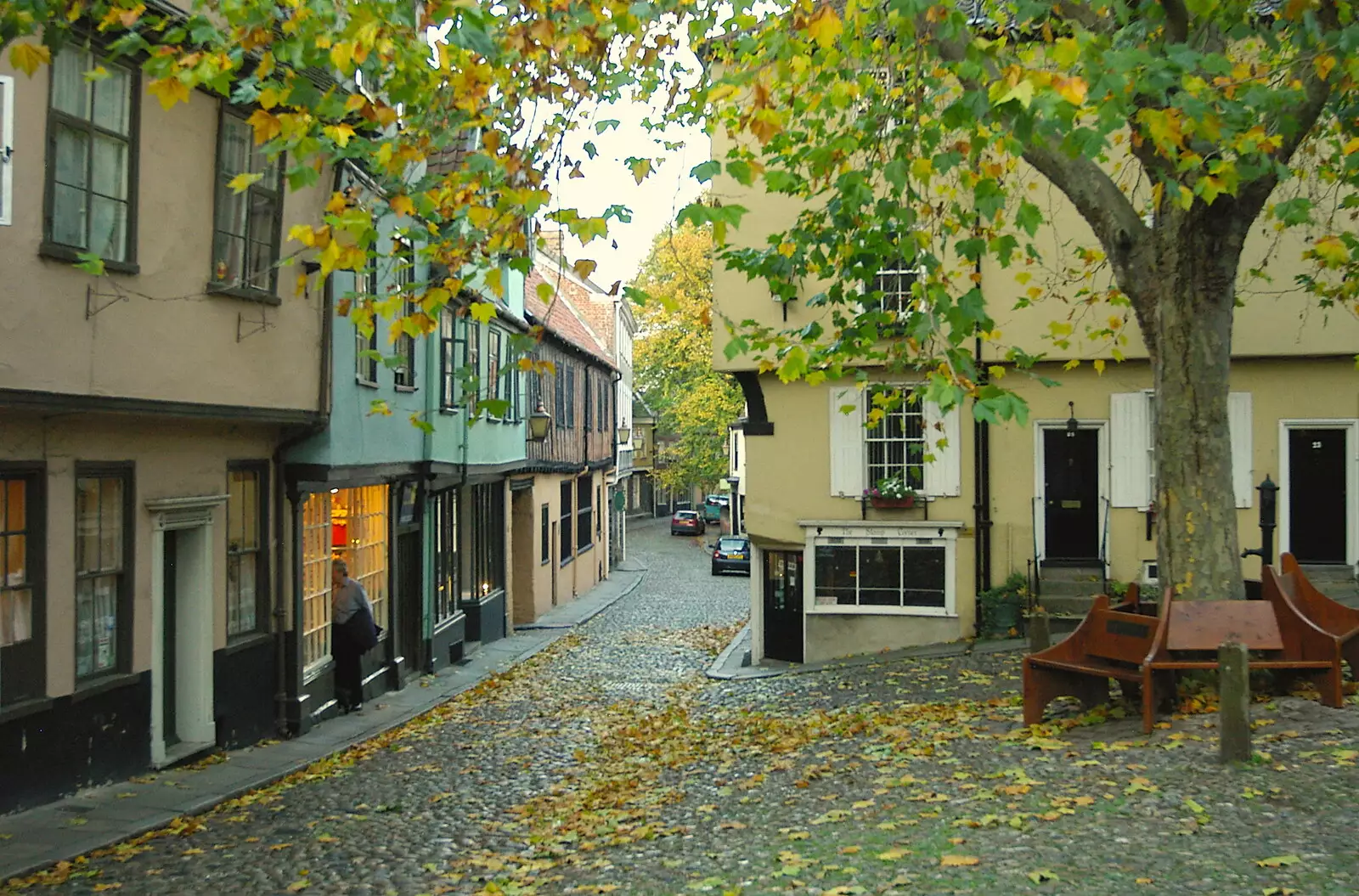 Elm Hill, Norwich, from CISU Networks and Autumn Leaves at Norwich Cathedral, Eye and Norwich - 29th October 2005