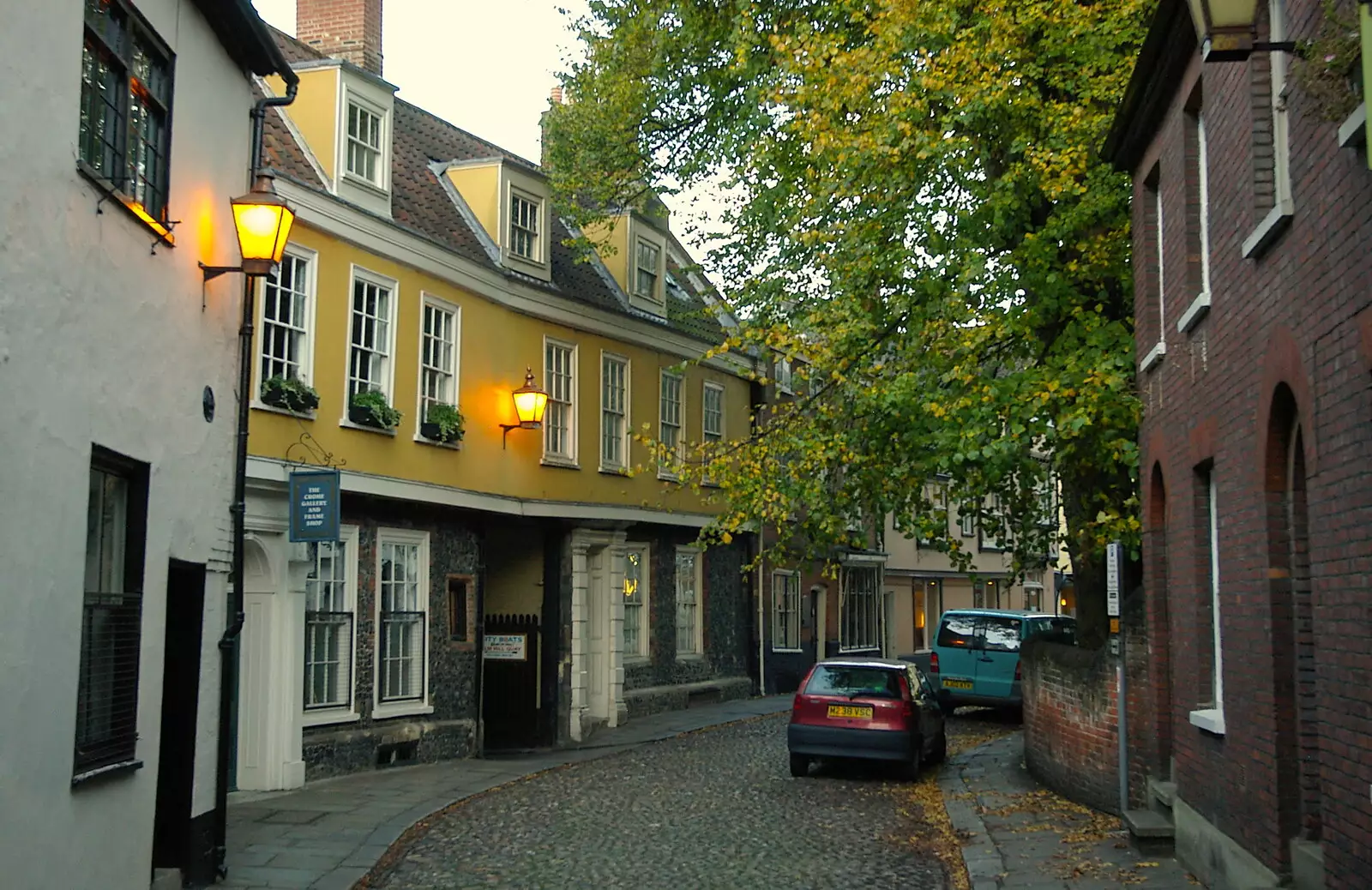 Further up Elm Hill, towards Tombland, from CISU Networks and Autumn Leaves at Norwich Cathedral, Eye and Norwich - 29th October 2005