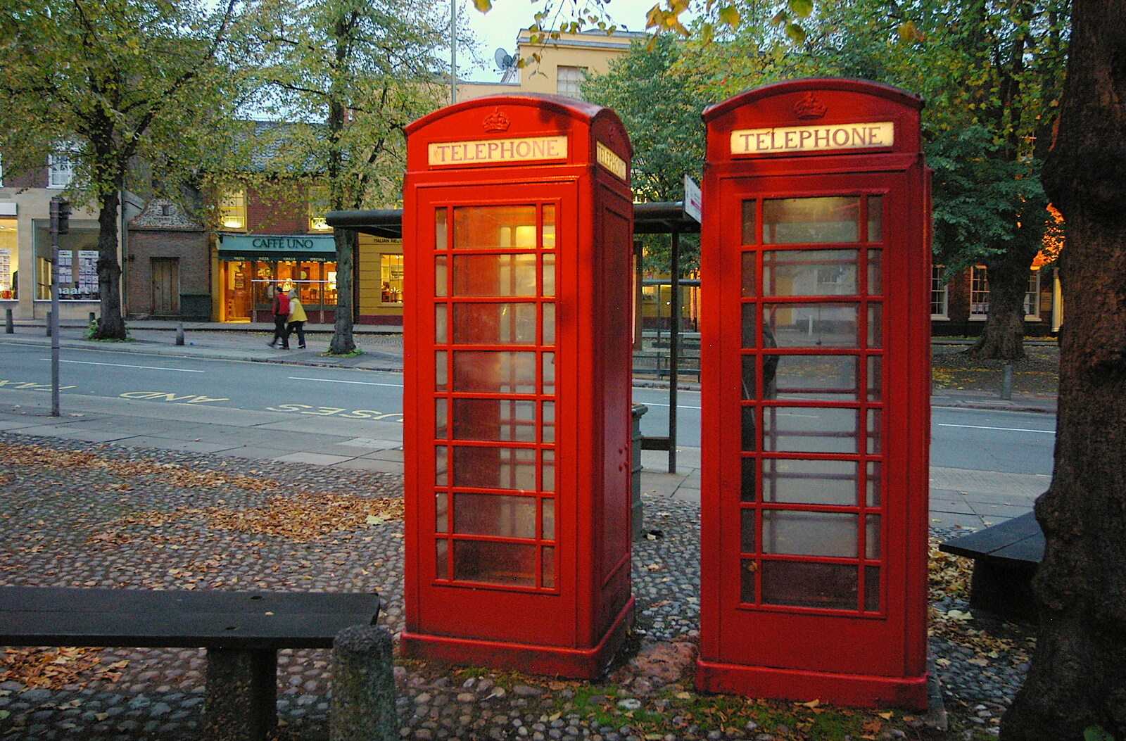 Two K6 red phoneboxes on Tombland from CISU Networks and Autumn Leaves at Norwich Cathedral, Eye and Norwich - 29th October 2005