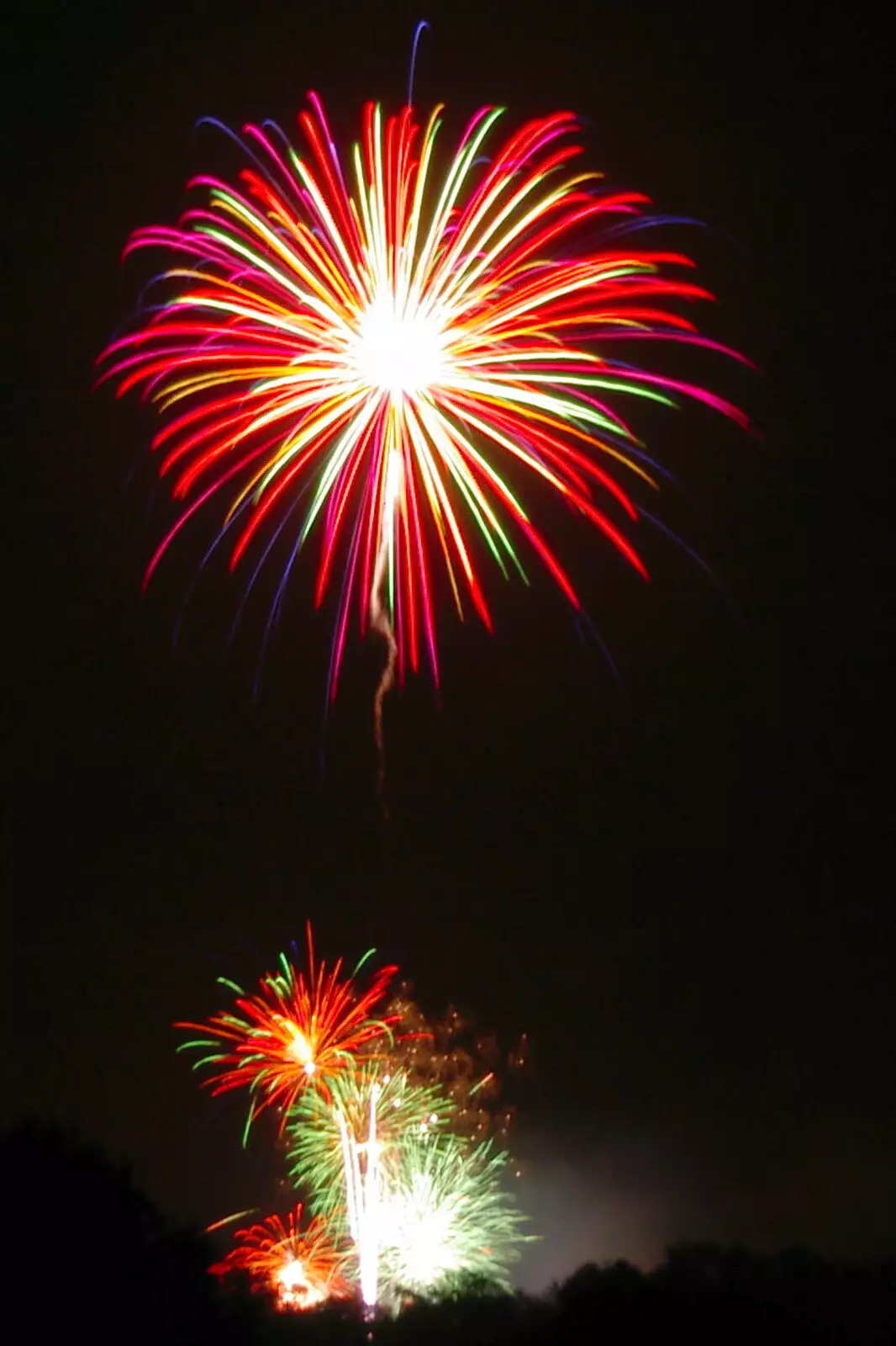 A finale moment, from Burnt-out Recycling Bins and Fireworks from a Distance, Diss, Norfolk - 4th November 2005