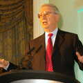 Irwin Jacobs again, Qualcomm Europe All-Hands at the Berkeley Hotel, London - 9th November 2005