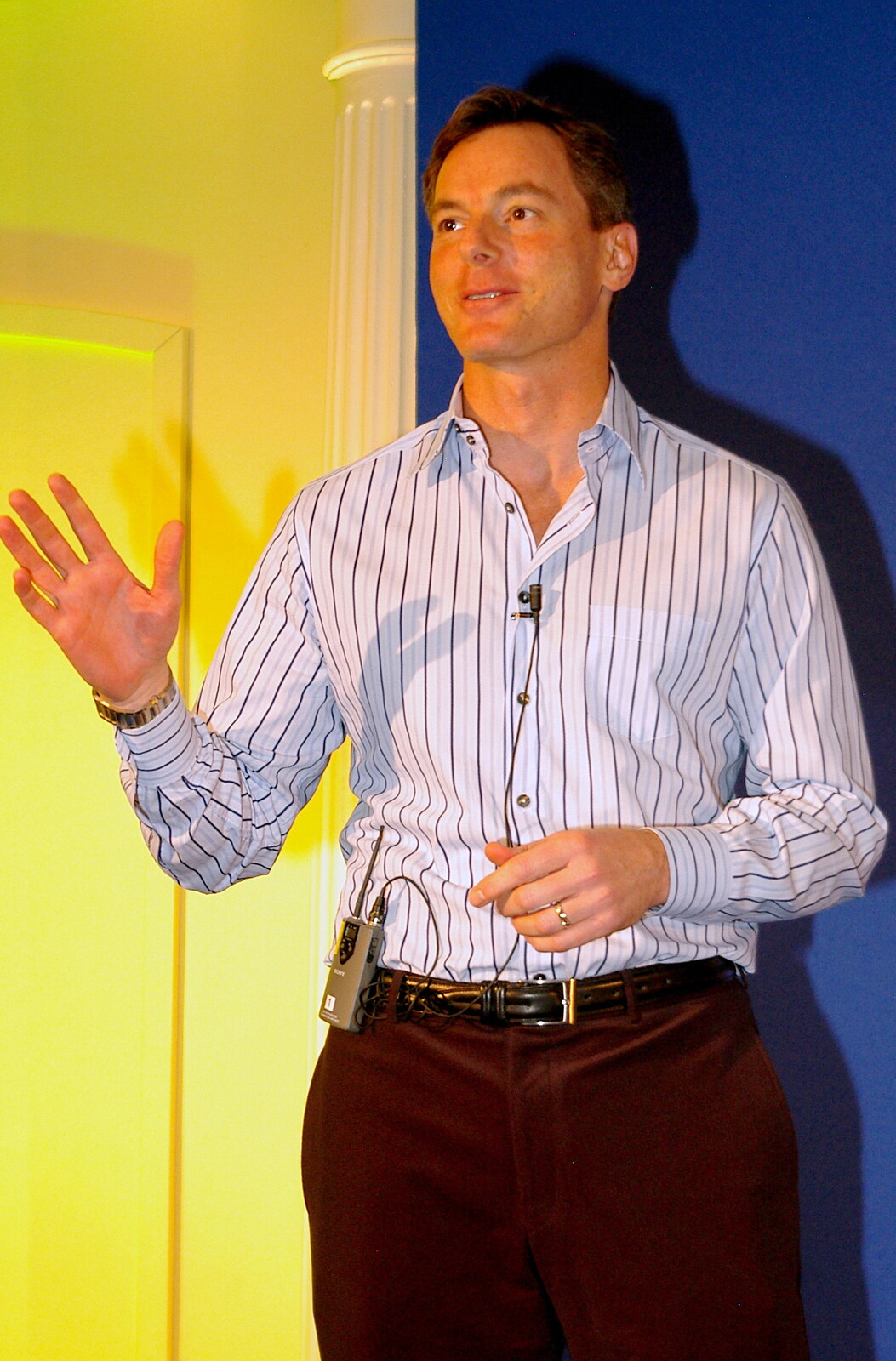 New CEO, Dr. Paul Jacobs from Qualcomm Europe All-Hands at the Berkeley Hotel, London - 9th November 2005