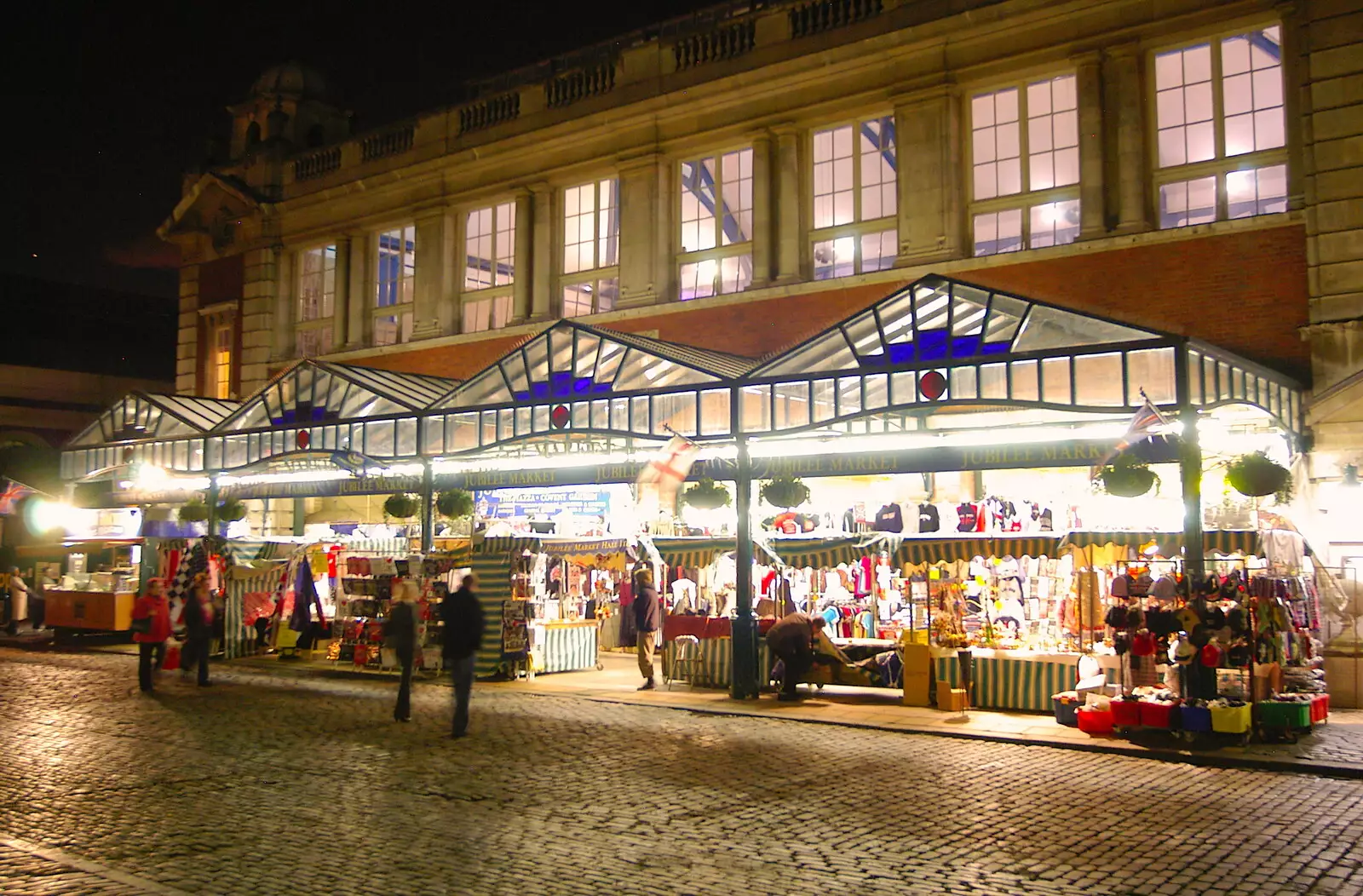 Street-stall lights at night, from Qualcomm Europe All-Hands at the Berkeley Hotel, London - 9th November 2005