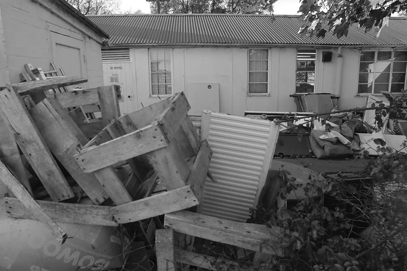 Scattered remains near the 1940s huts, from The Destruction of Padley's, and Alex Hill at the Barrel, Diss and Banham - 12th November 2005