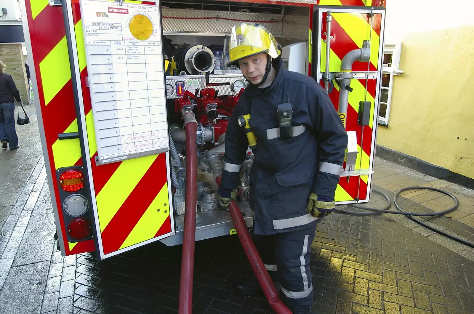 It's the £250,000 engine's first real outing, from USA Chicken Catches Fire: Gov and the Ambulance, Diss, Norfolk - 19th November 2005