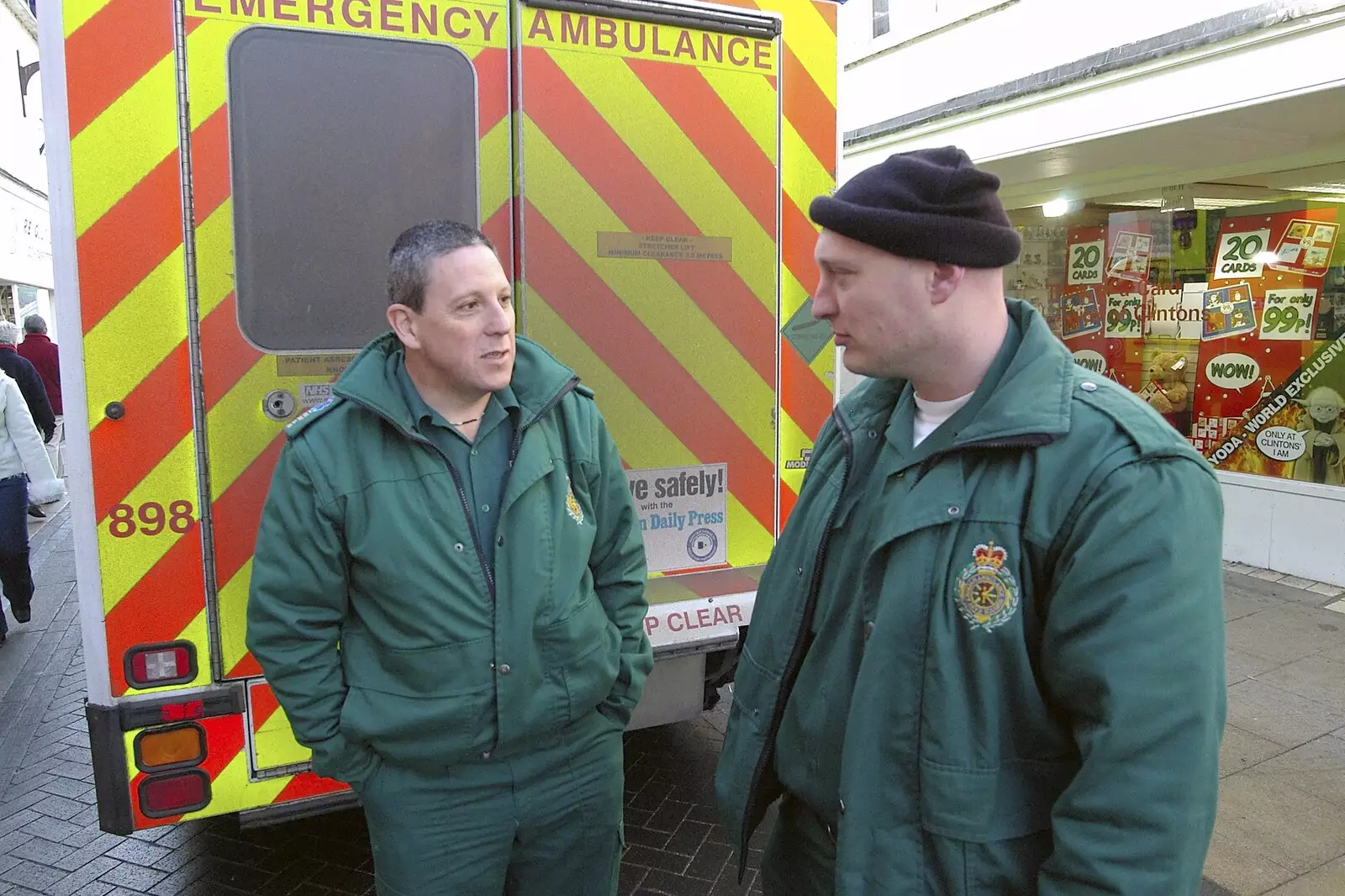 Gov and his colleague chat in Mere Street, from USA Chicken Catches Fire: Gov and the Ambulance, Diss, Norfolk - 19th November 2005