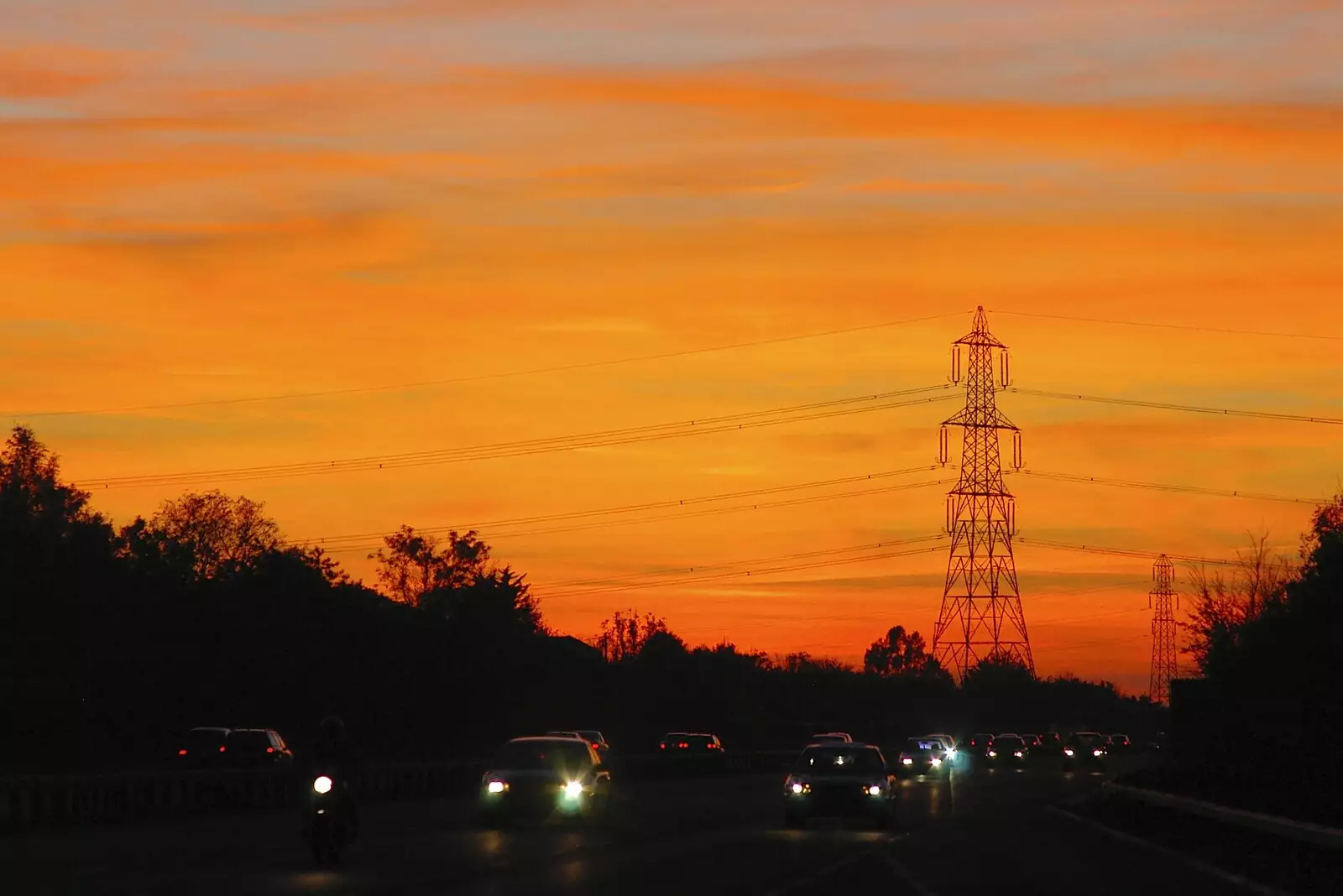 Sunset on A12 near Kelvedon, from USA Chicken Catches Fire: Gov and the Ambulance, Diss, Norfolk - 19th November 2005