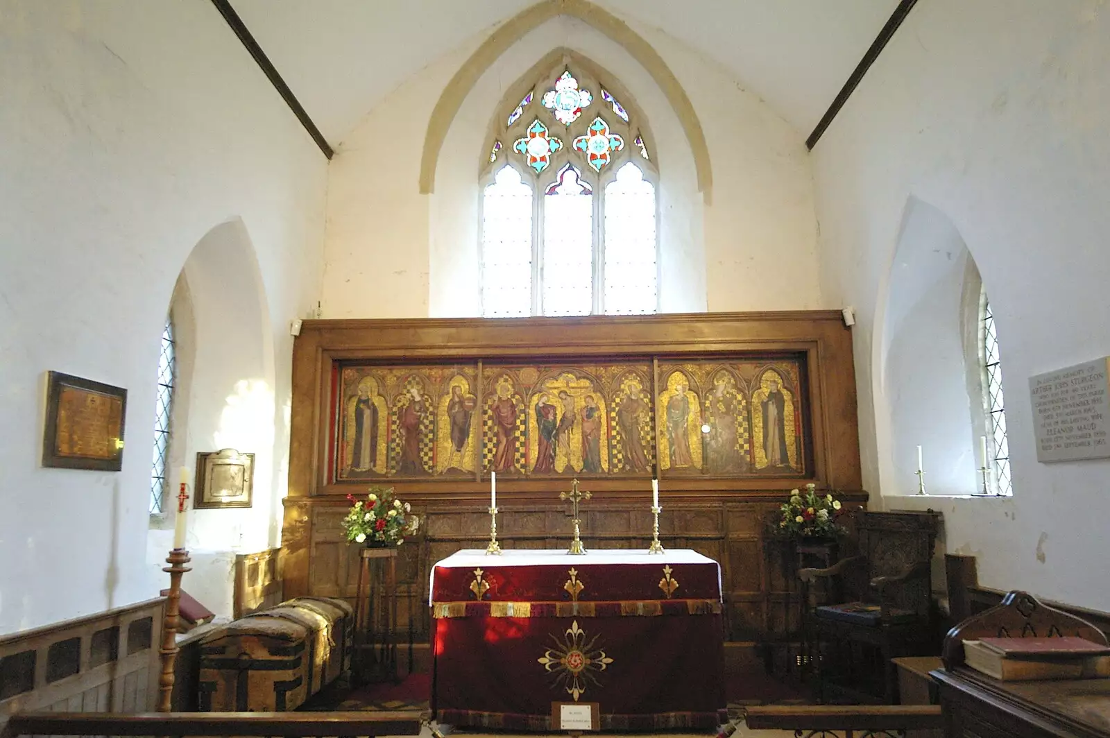 The nave, altar and rare rood-screen, from Thornham Walled Garden, and Bob Last Leaves the Lab, Cambridge - 20th November 2005